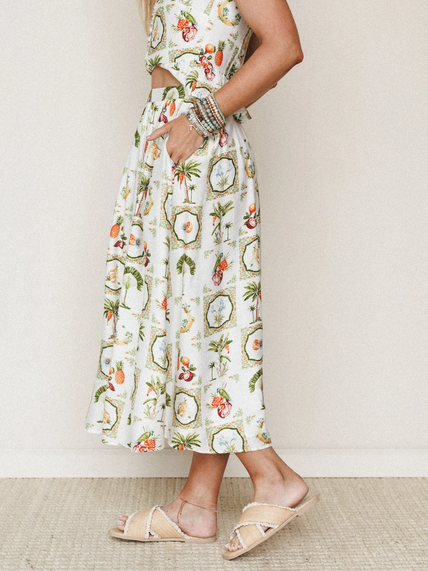 Allie Flat Sandal - Natural - Image 6