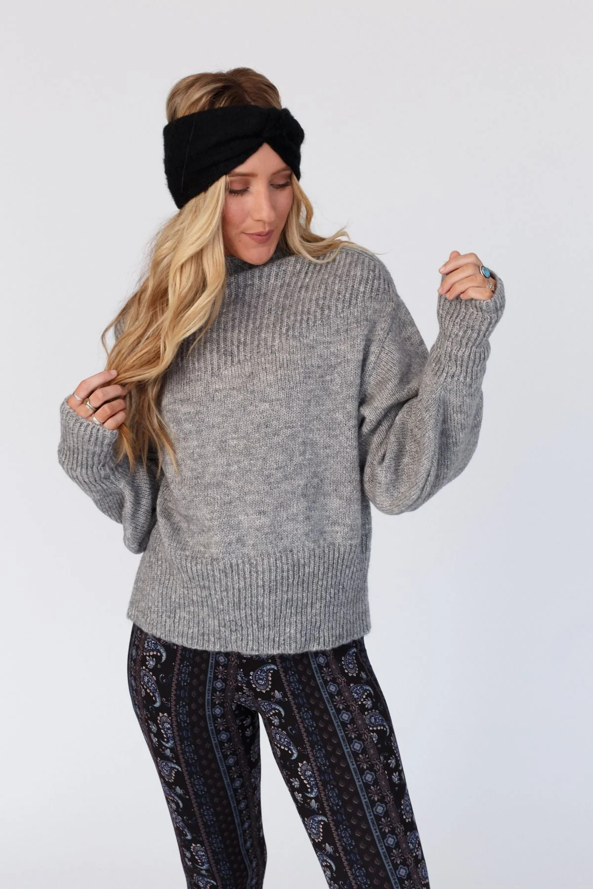 At The Orchard Balloon Sleeve Sweater - Heather Gray - Image 4