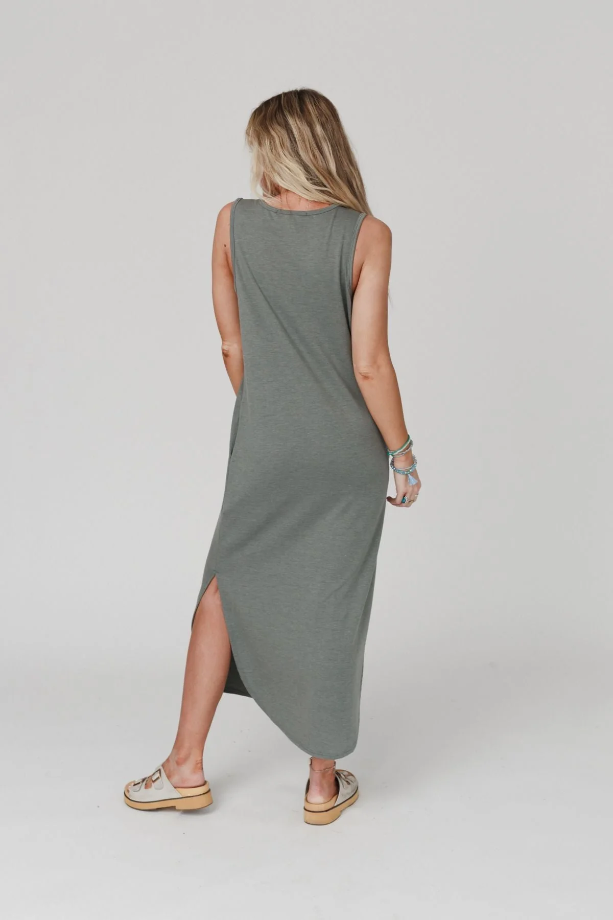 Cassie Sleeveless Pocket Maxi Dress - Light Olive - Image 4
