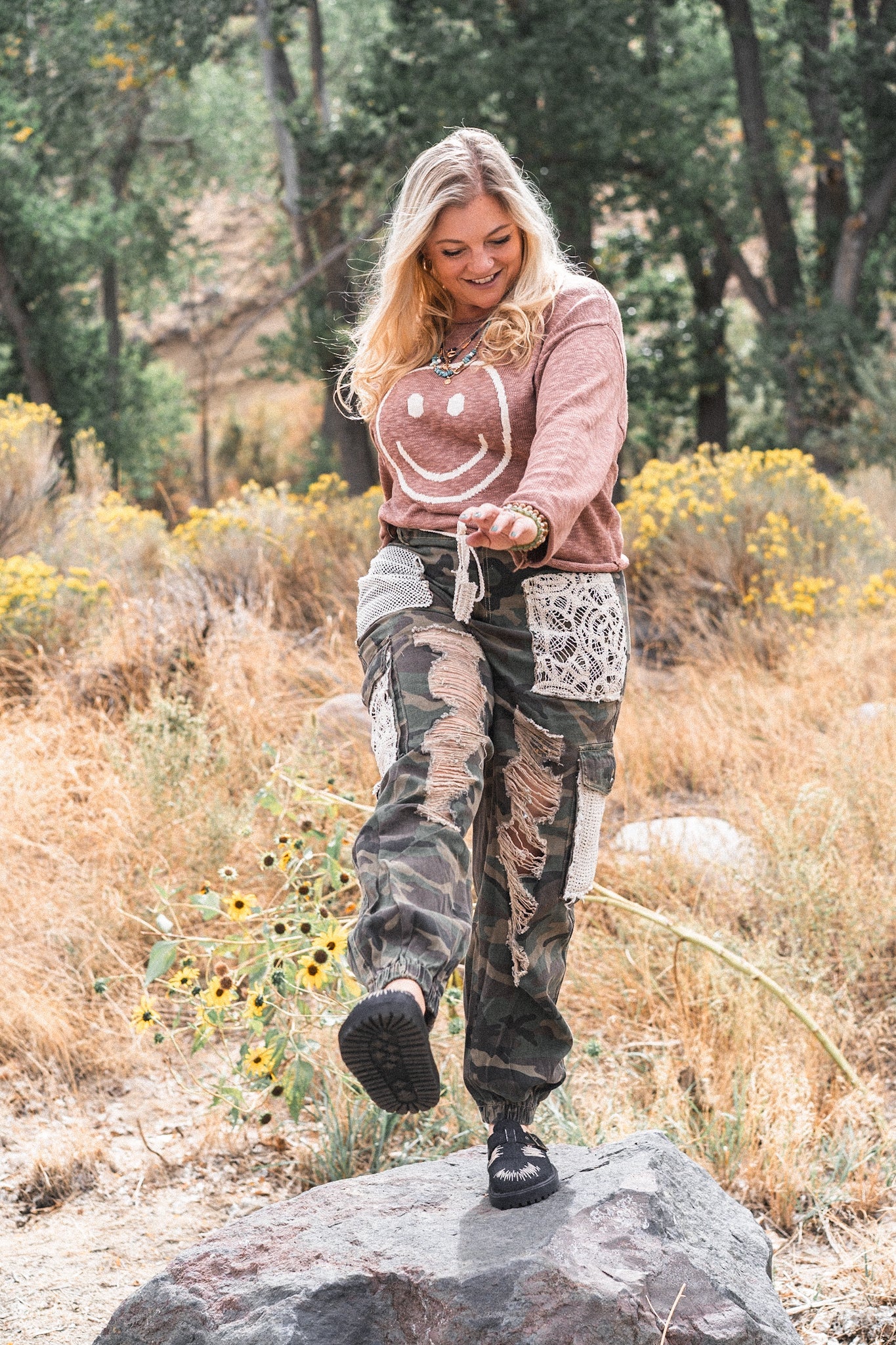 City Sky Distressed Pants - Camo - Image 2