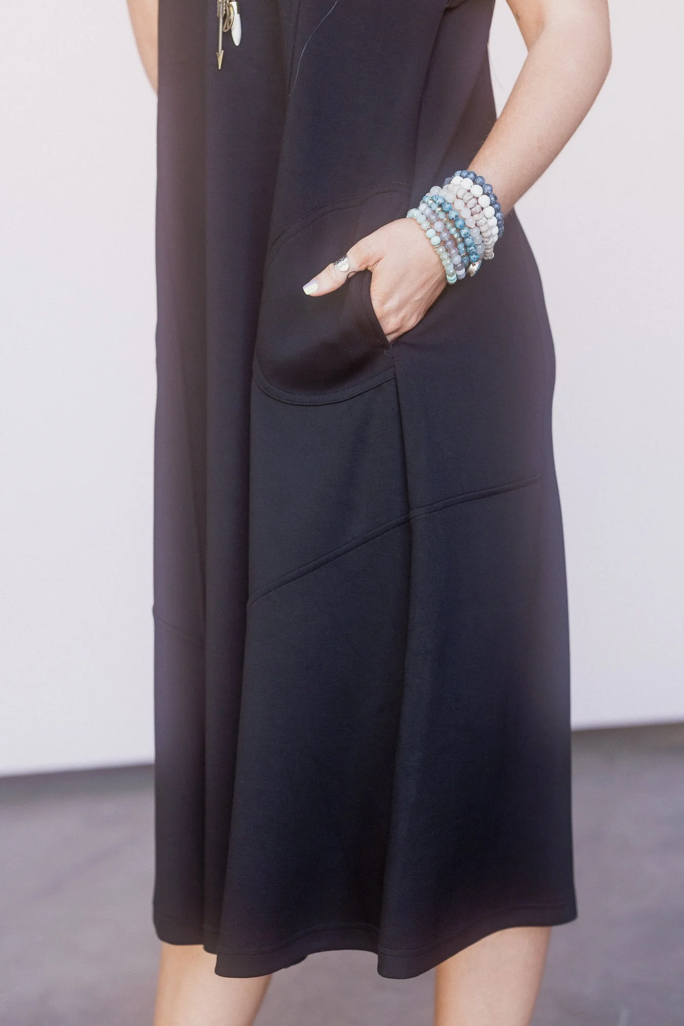 Coastal Mirage Maxi Dress - Black - Image 3