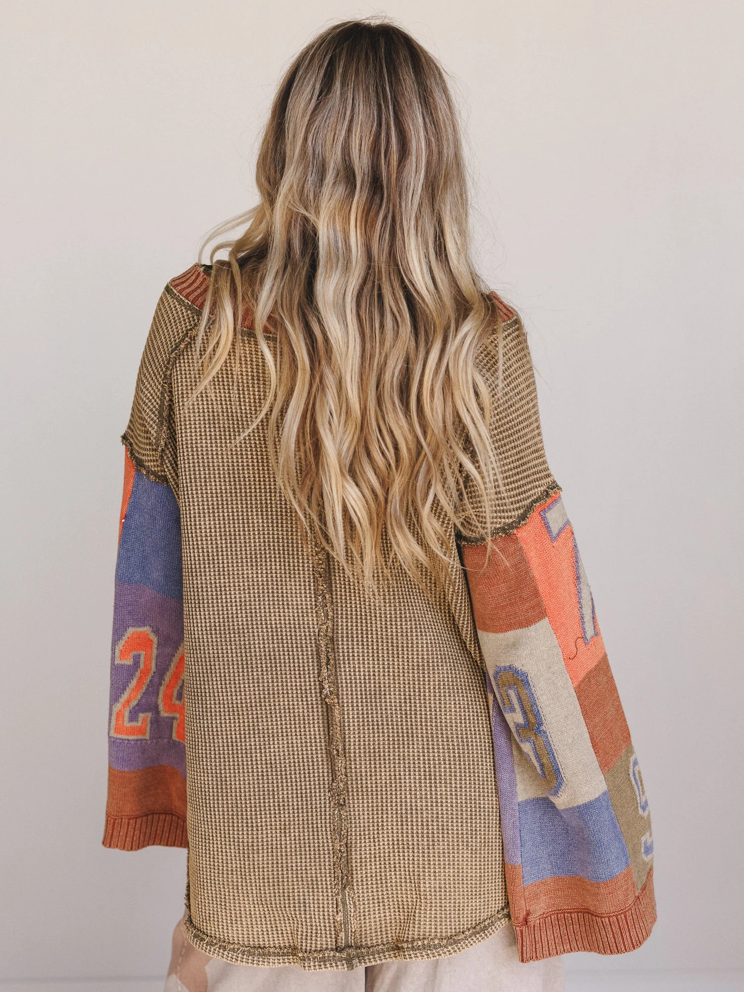 Cool Tempo V Neck Top - Brown - Image 5