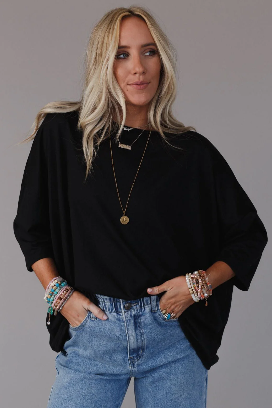 The Nest Cozy Cool Oversized Tee - Black - Image 4
