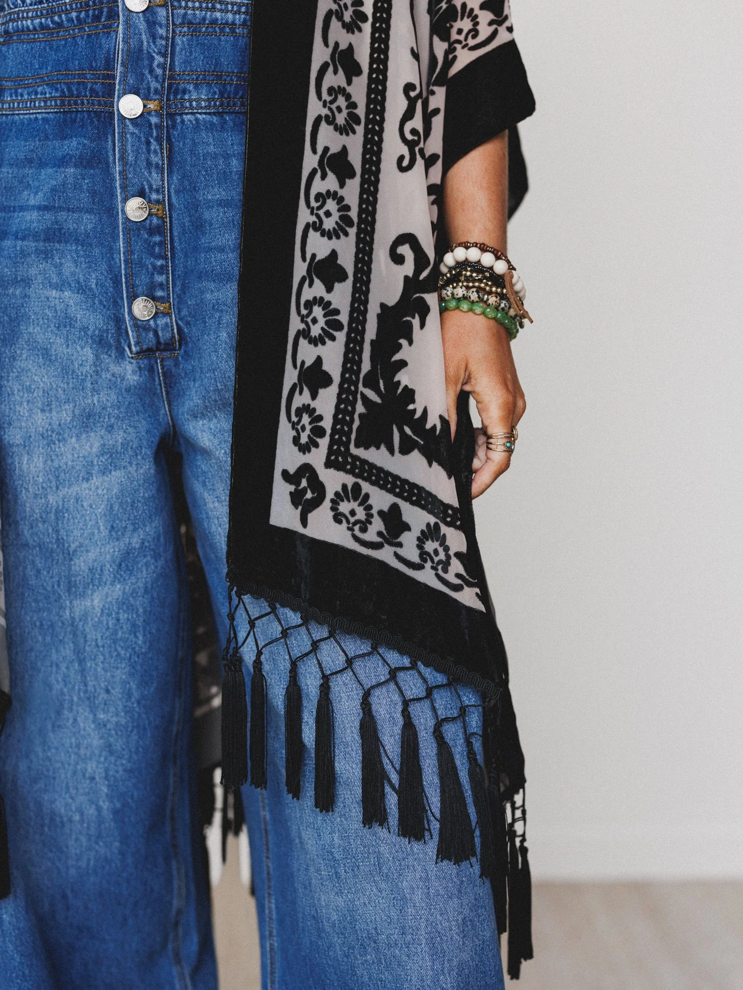 Crushin' On You Velvet Kimono - Black - Image 7