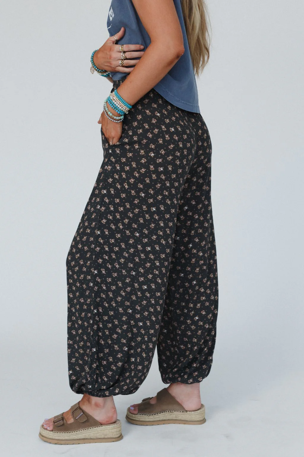 The Nest Emberlyn Wide Leg Cinched Pants - Iron - Image 5