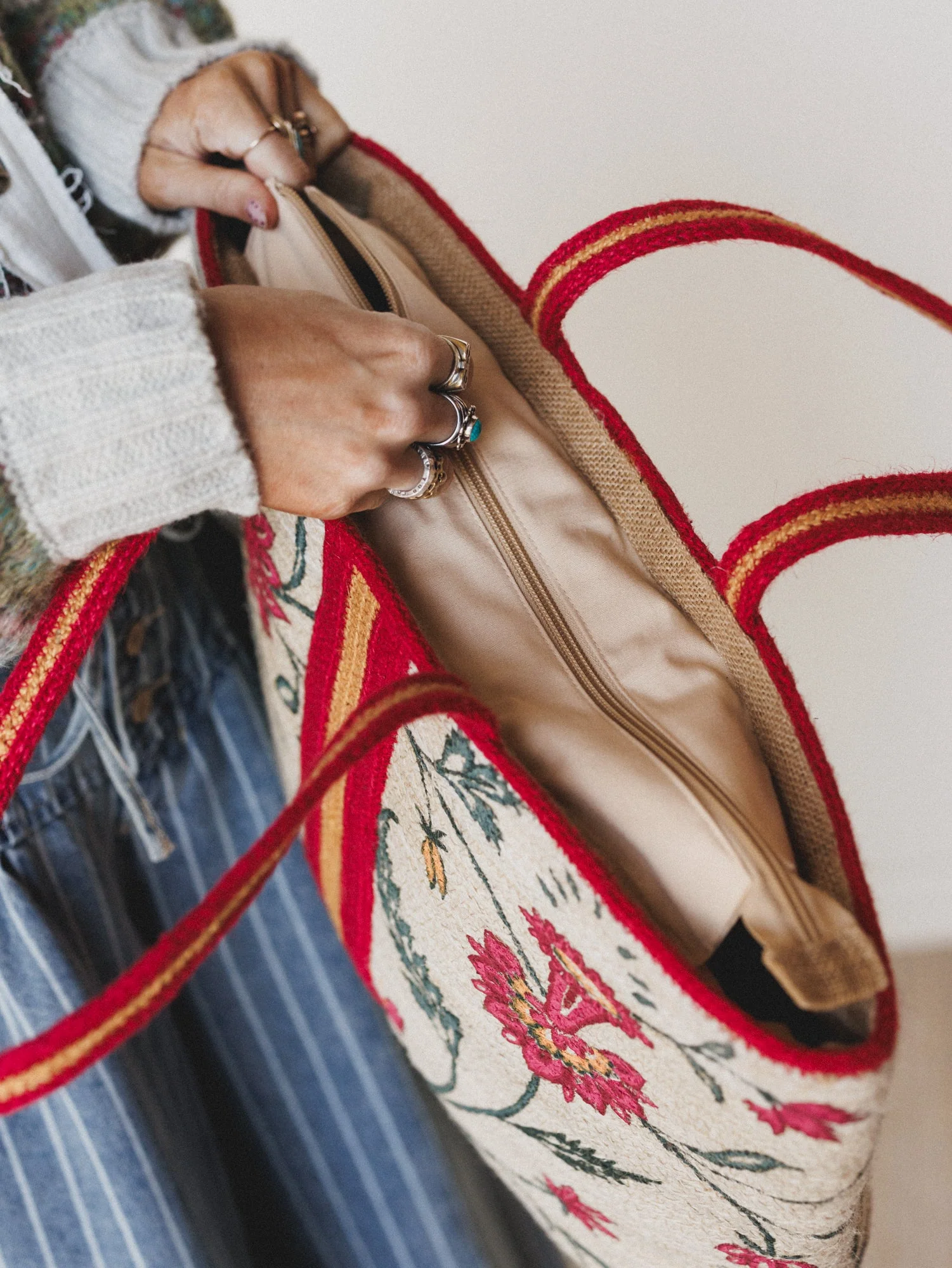Flower Fields Bag - Cherry Dream - Image 5