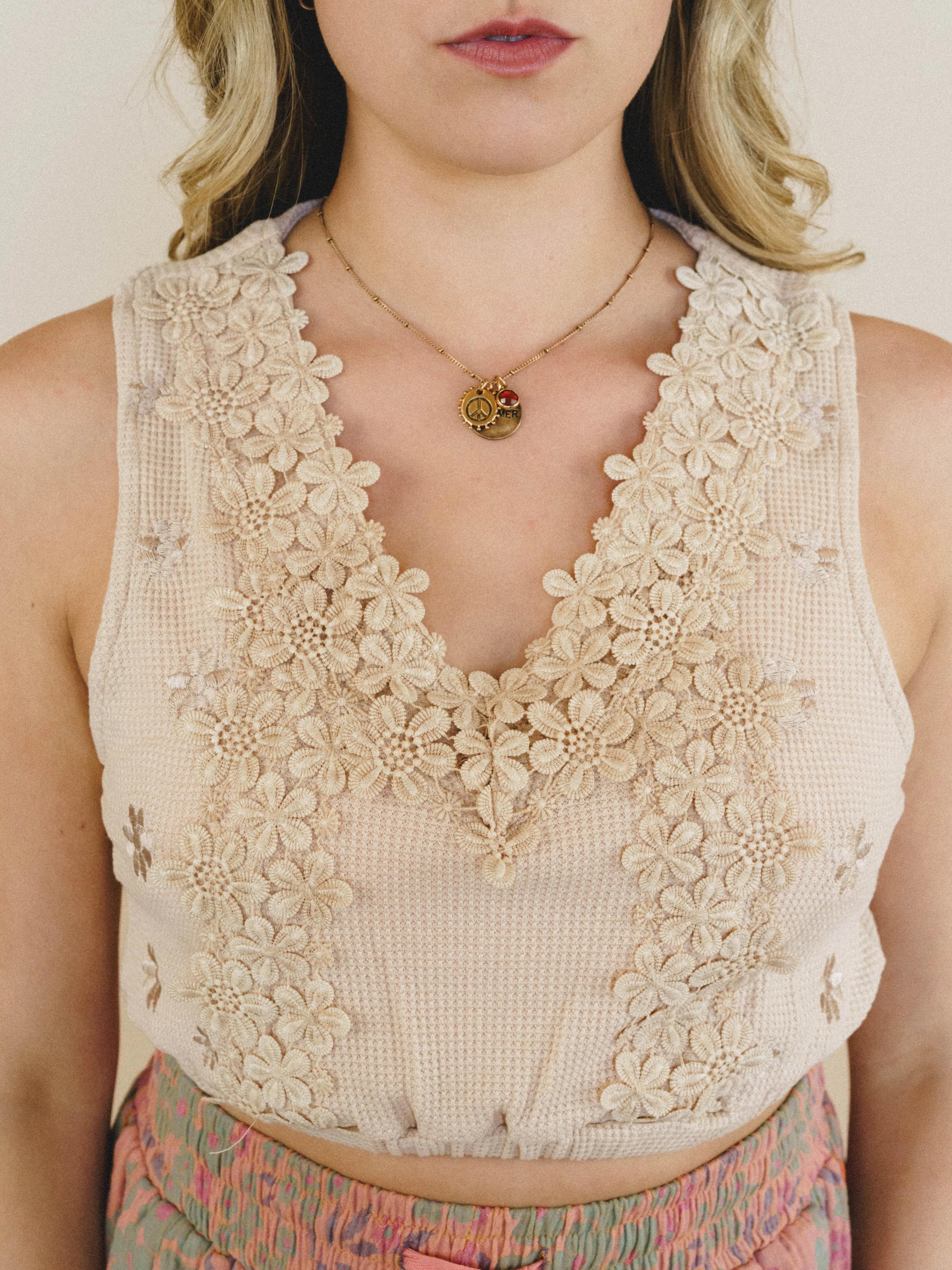 Flower Patch Cropped Tank - Beige - Image 2
