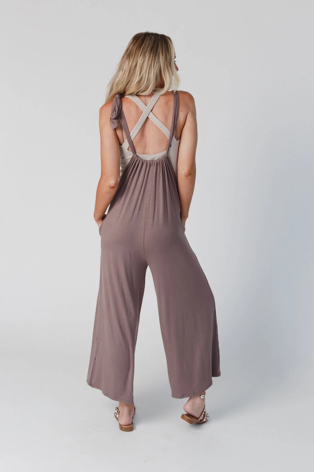 The Nest Forever Relaxed Gathered Jumpsuit - Mocha - Image 12