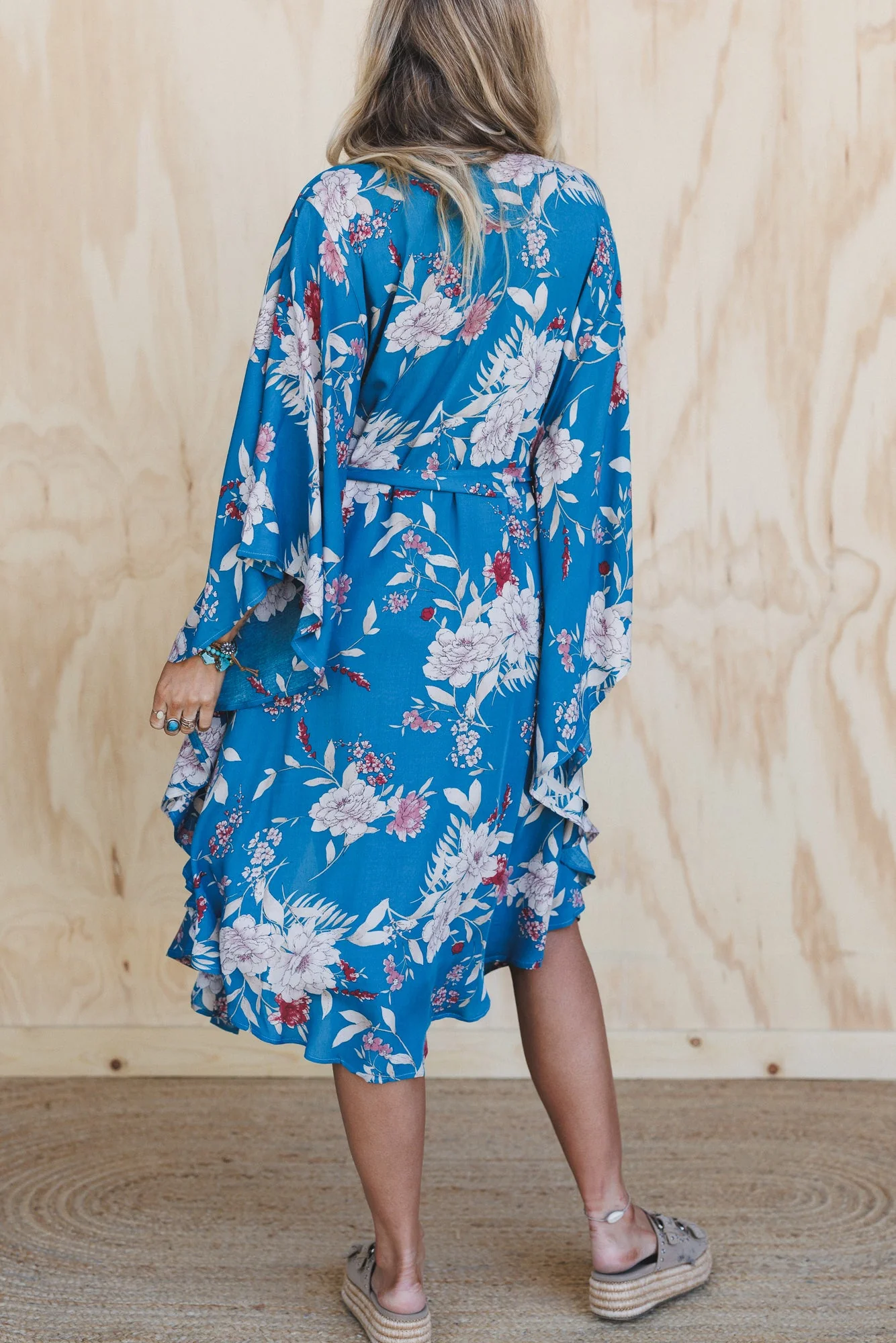 Free Flowin' Butterfly Sleeve Kimono - Teal - Image 5