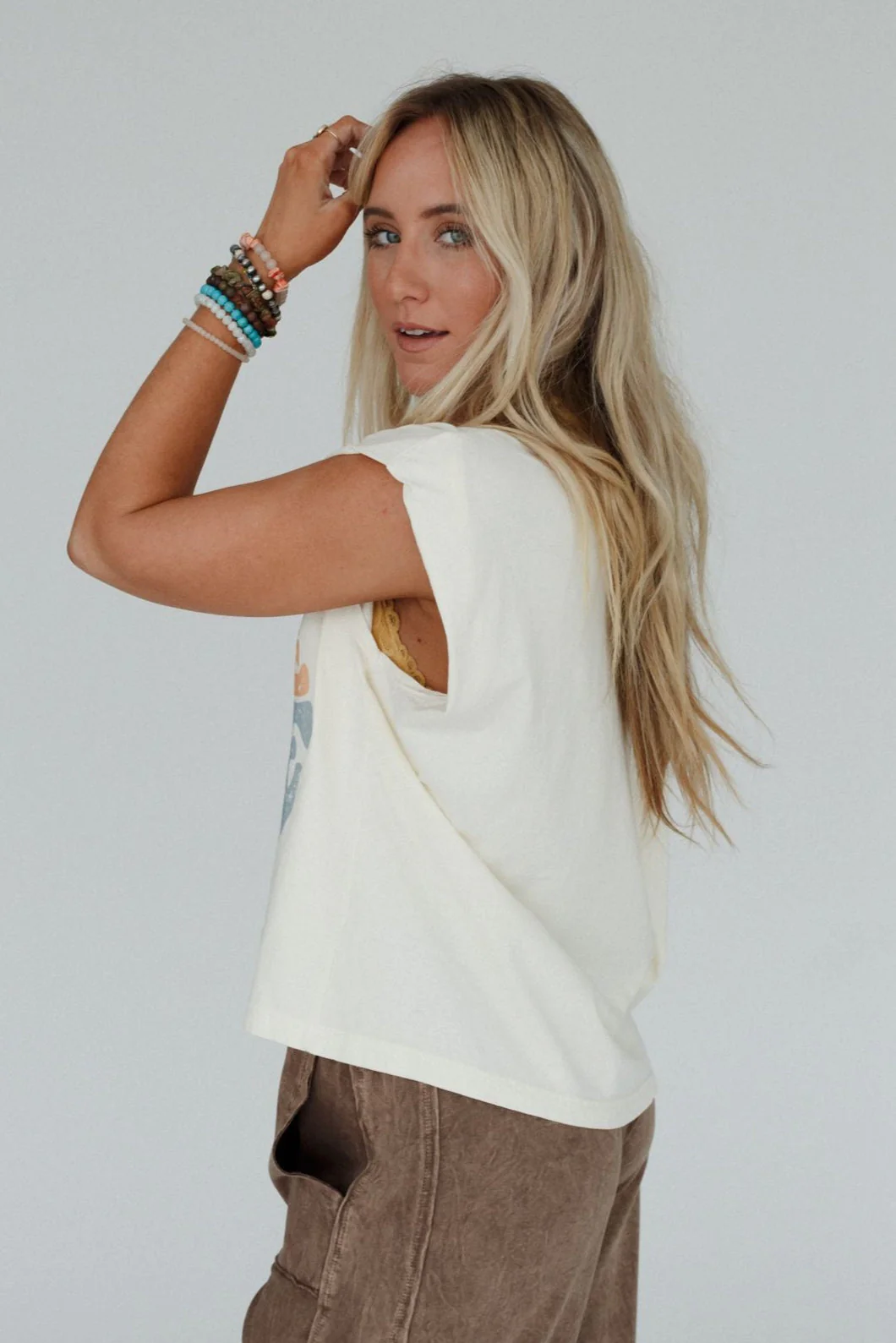 The Nest Groovy Love Graphic Top - Cream - Image 4