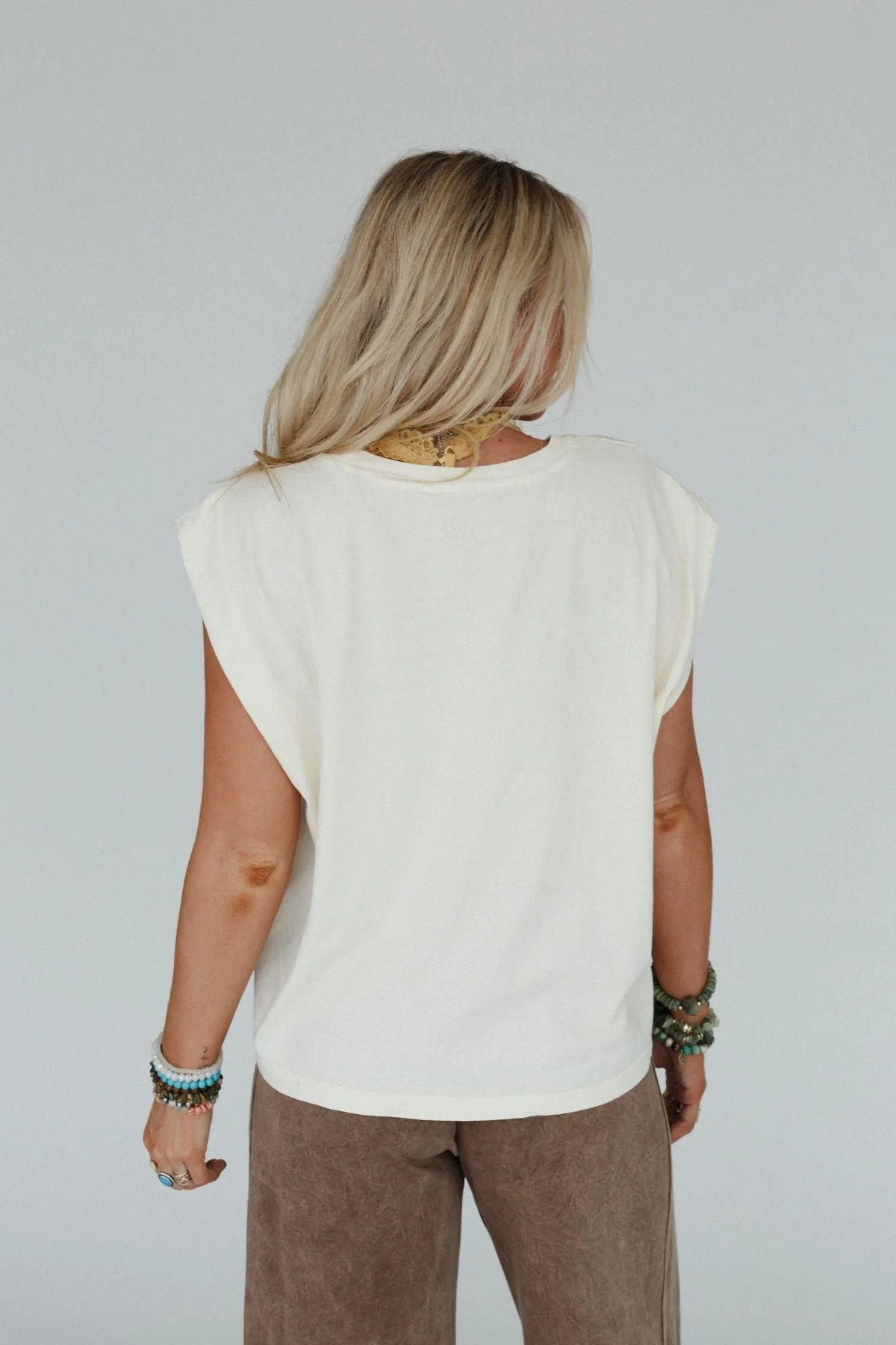 The Nest Groovy Love Graphic Top - Cream - Image 5