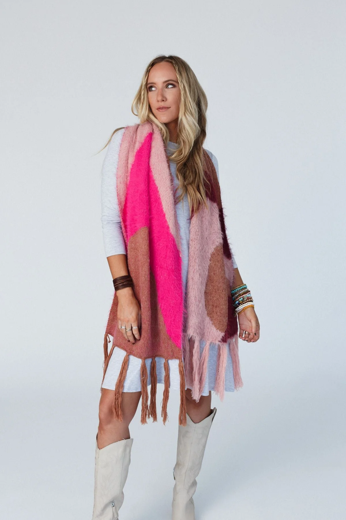 Groovy Swirl Tassel Scarf - Pink - Image 2