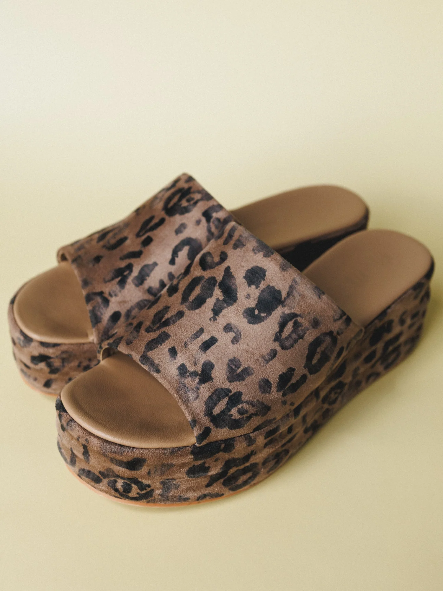 Harbor Platform Slide - Leopard - Image 6