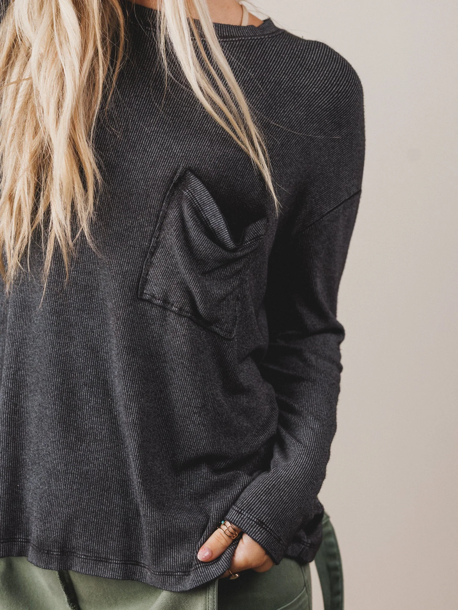Here To There Pocket Tee - Ash Black - Image 3