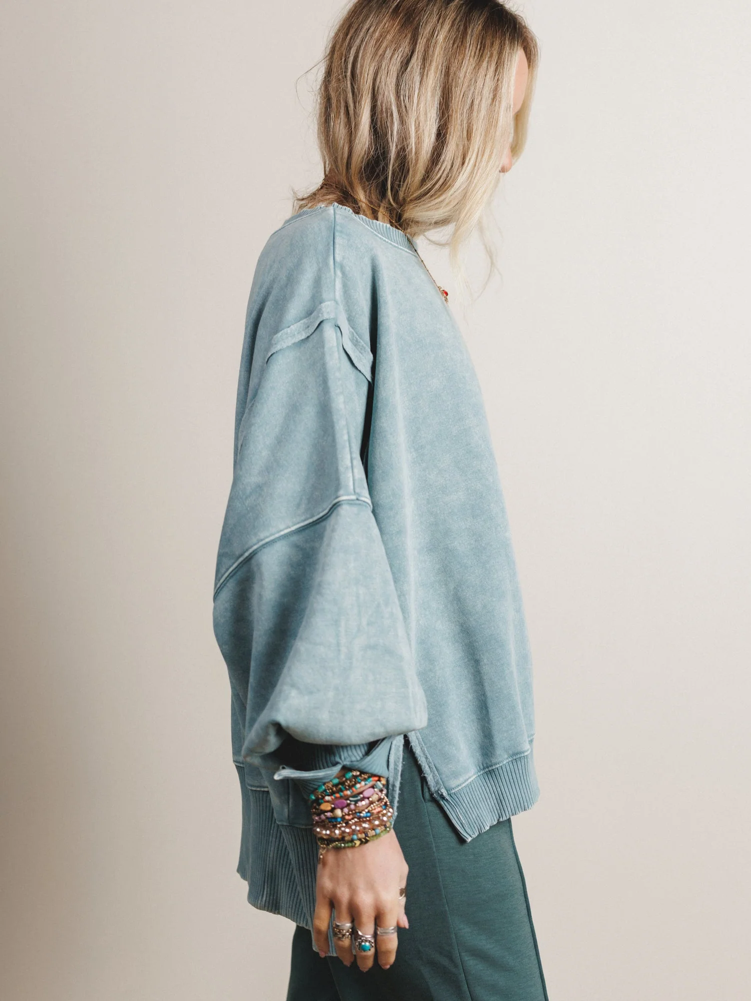 Honey Cloud Sweatshirt - Ash Blue