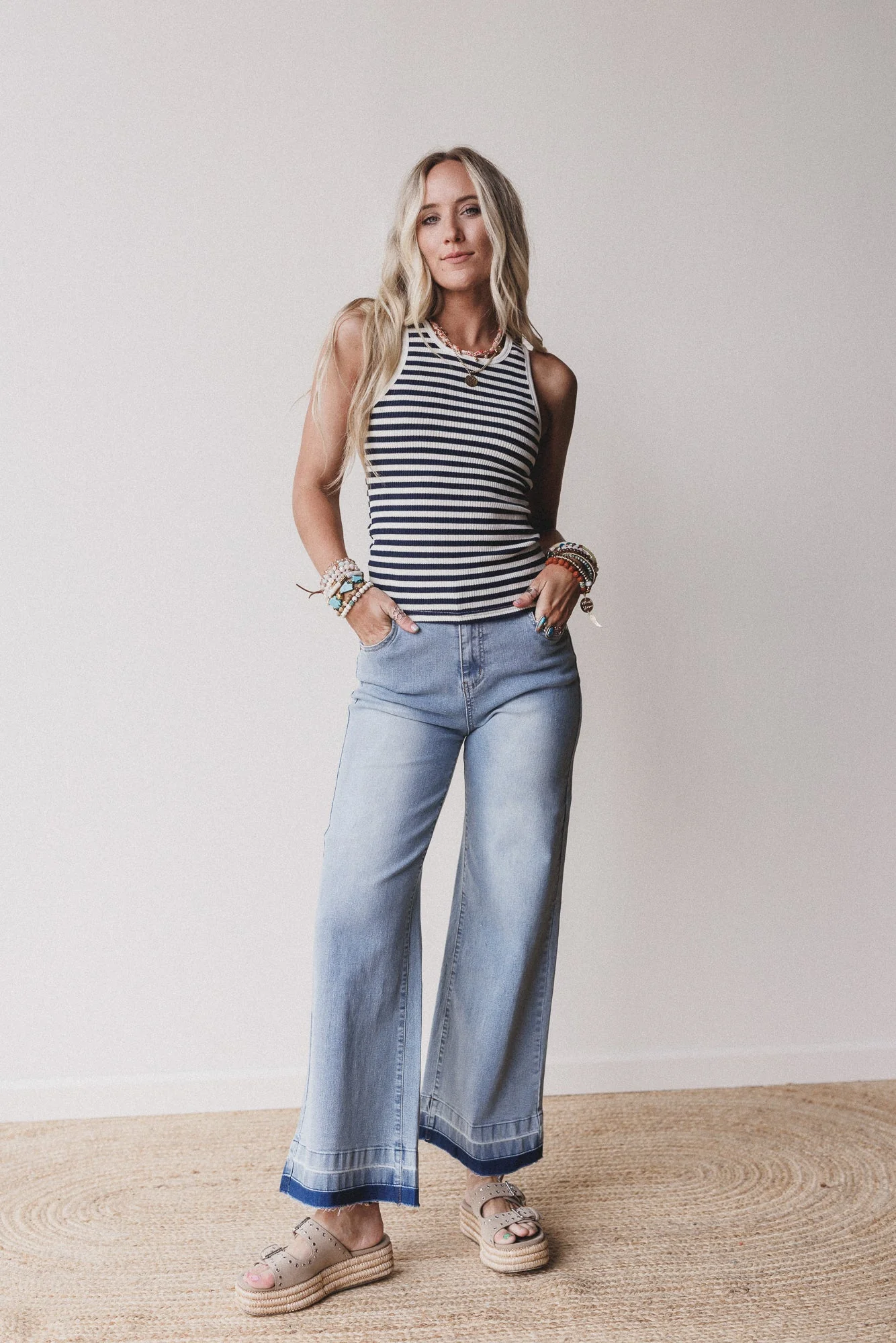 Jonathon Wide Leg Jeans - Washed Denim