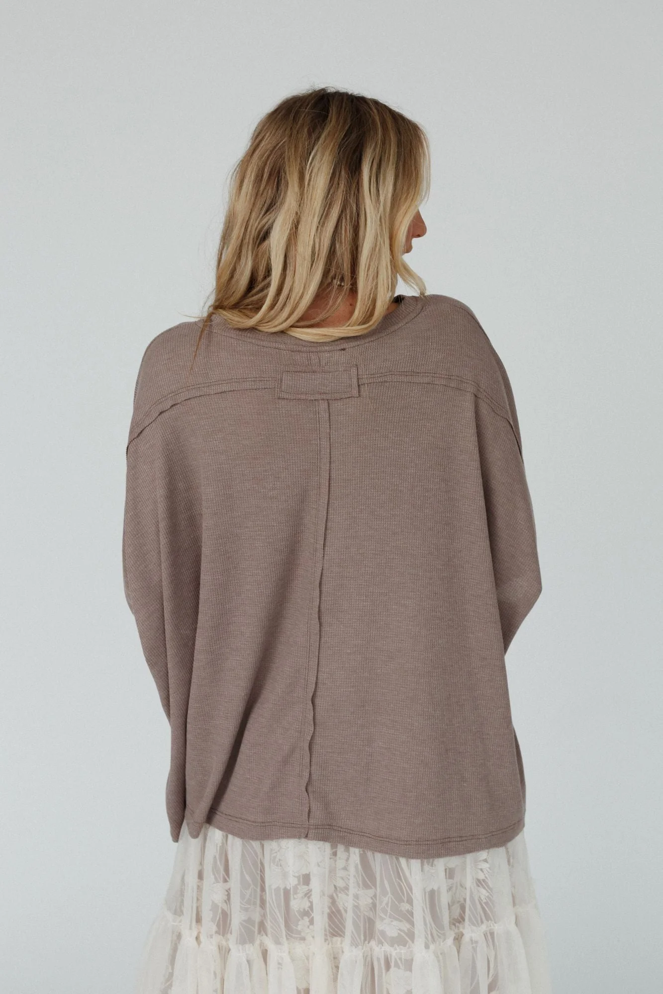The Nest Kelsie Dolman Top - Dark Oatmeal - Image 7
