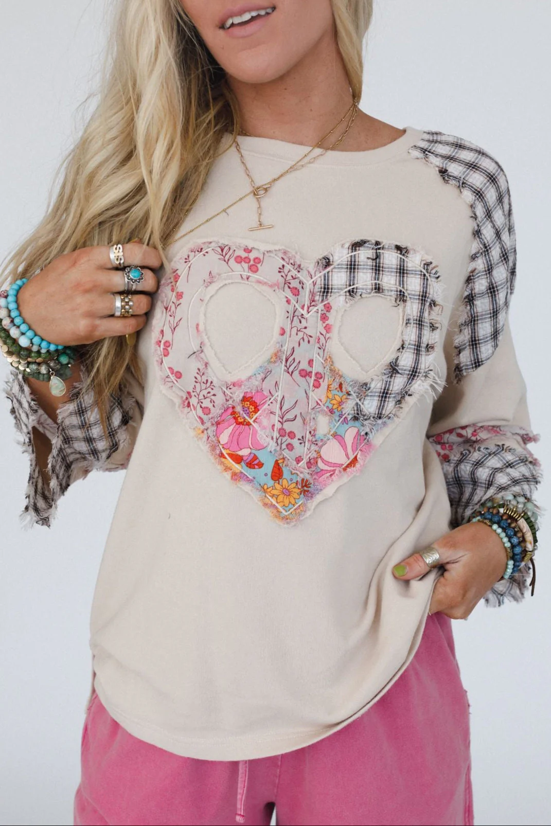 Love Rules Heart Patch Top - Oatmeal - Image 2