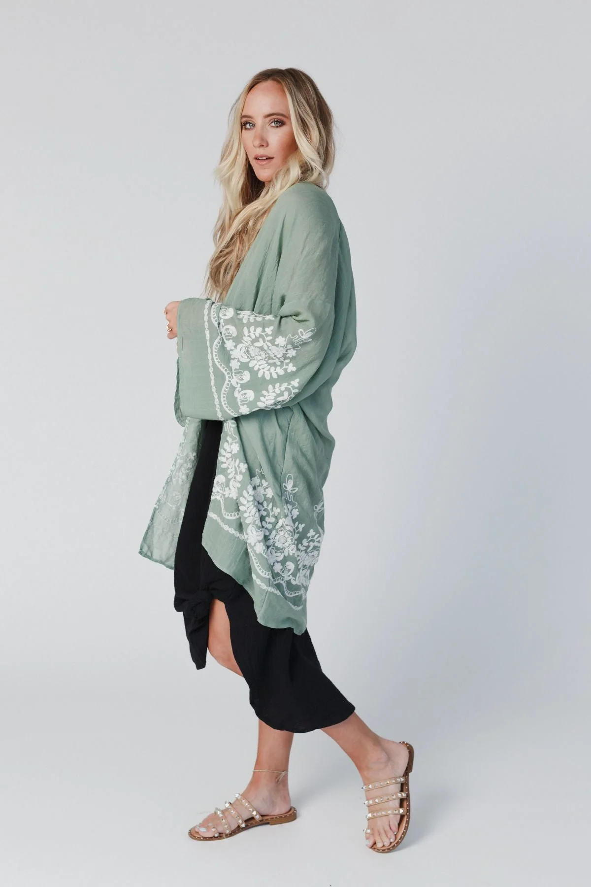 Mazin Floral Kimono - Sage - Image 10