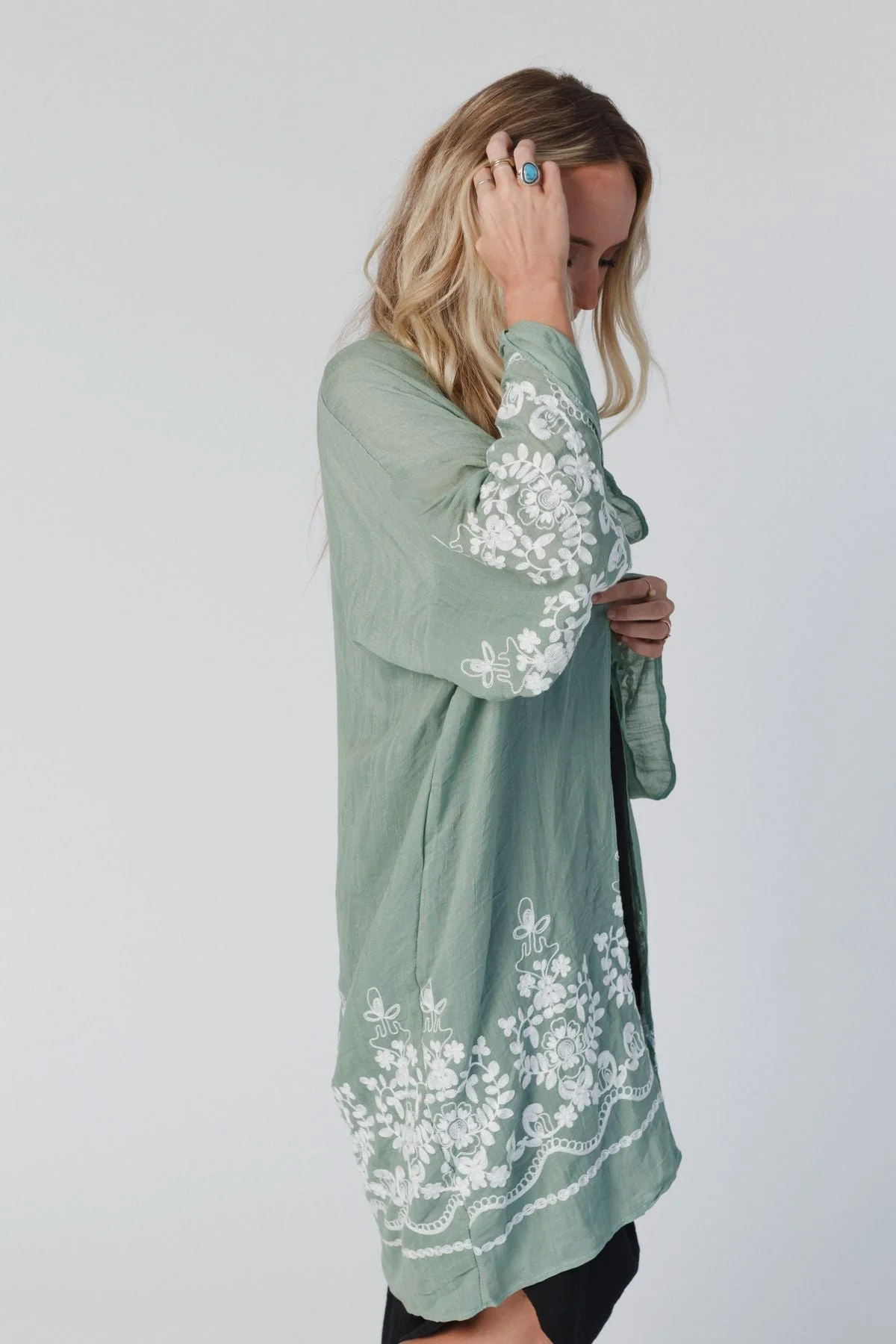 Mazin Floral Kimono - Sage - Image 8