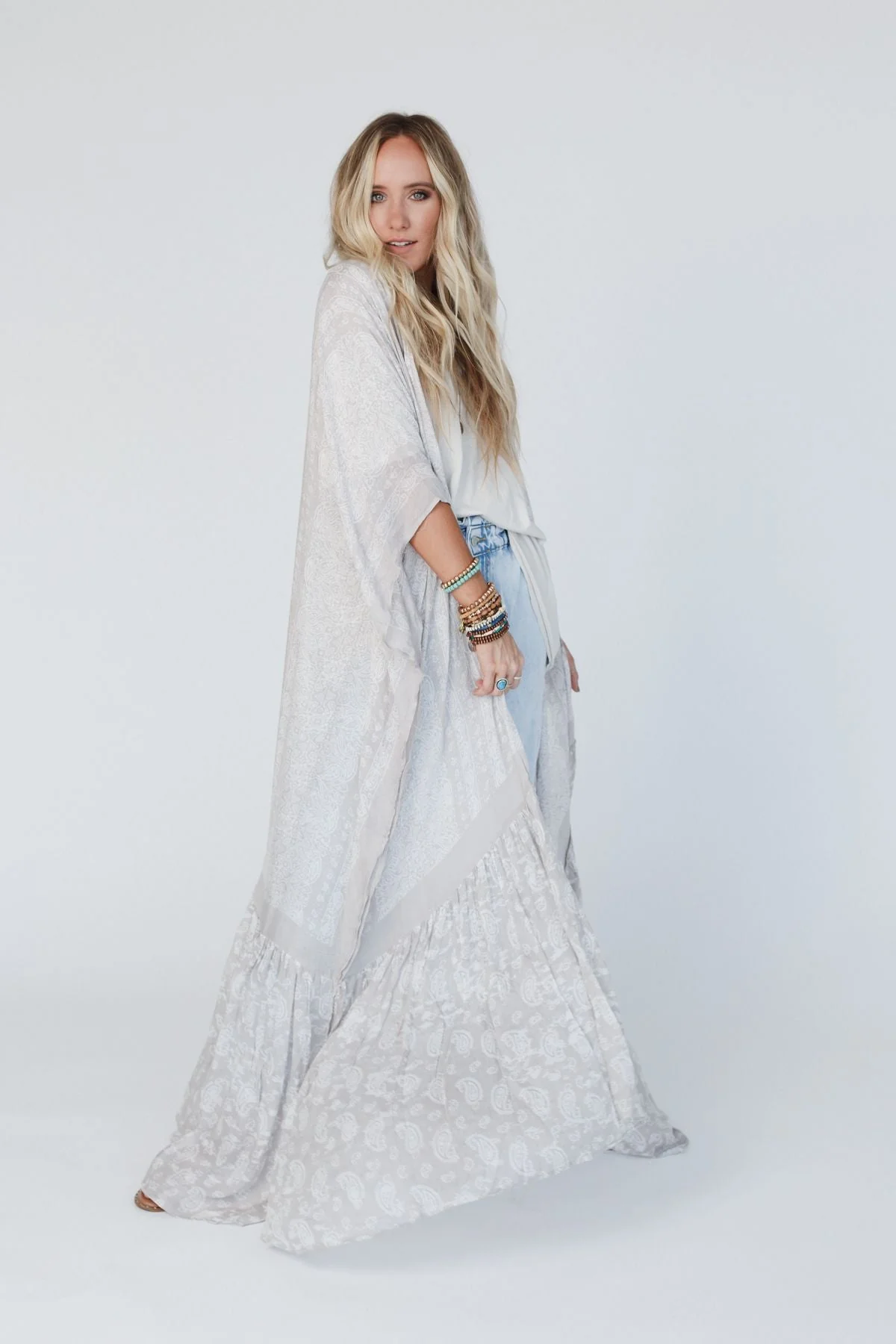 Paisley Tapestry Free Flow Duster Kimono - Gray - Image 6