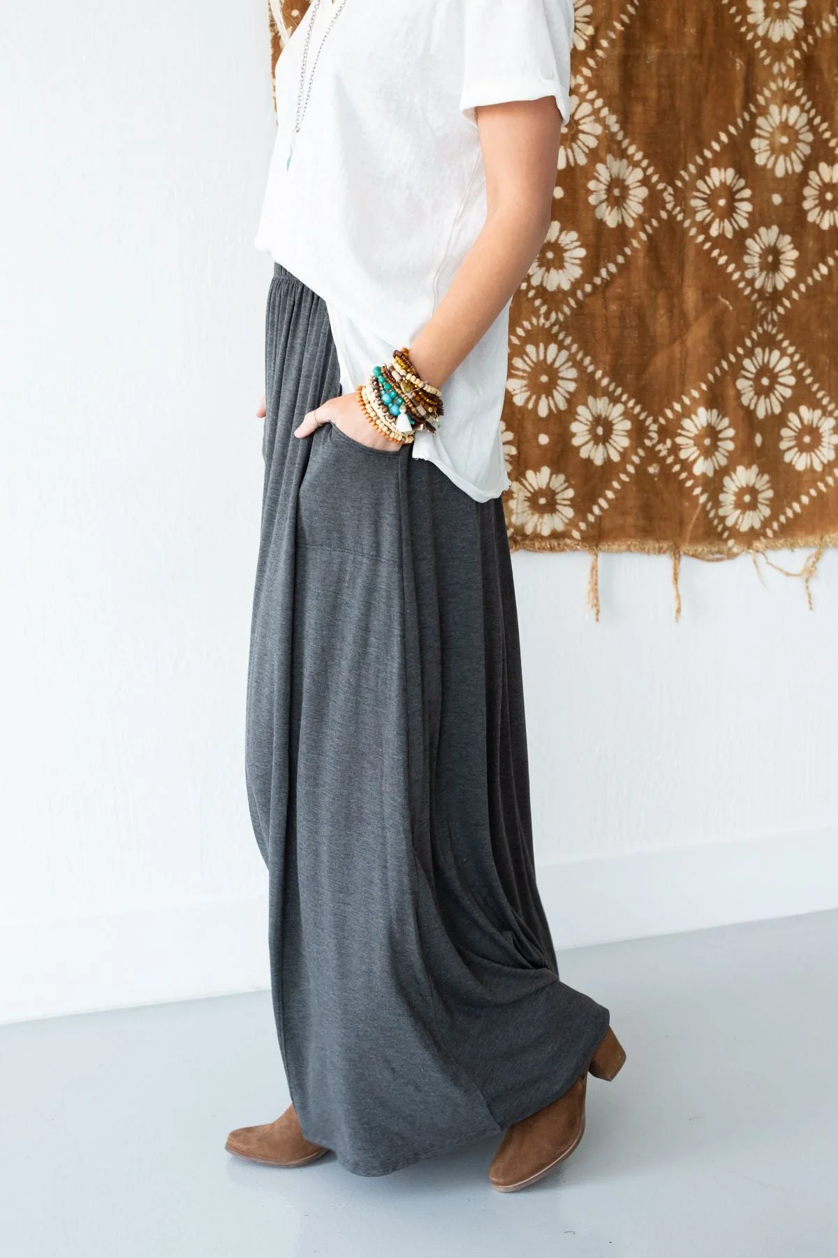 The Perfect Pocketed Maxi Skirt - Charcoal - Image 3