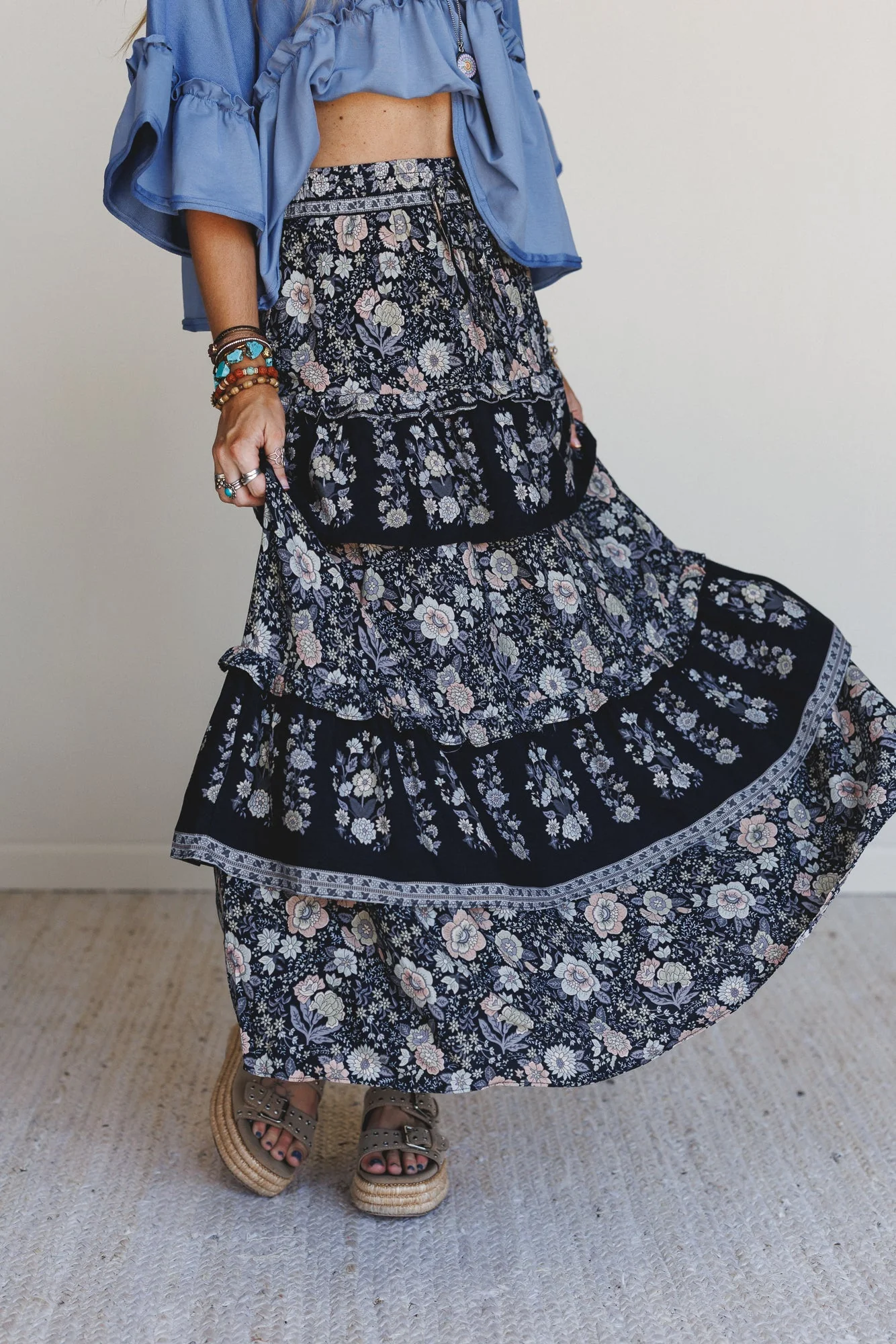 Prairie Dancer Floral Maxi Skirt - Black - Image 3