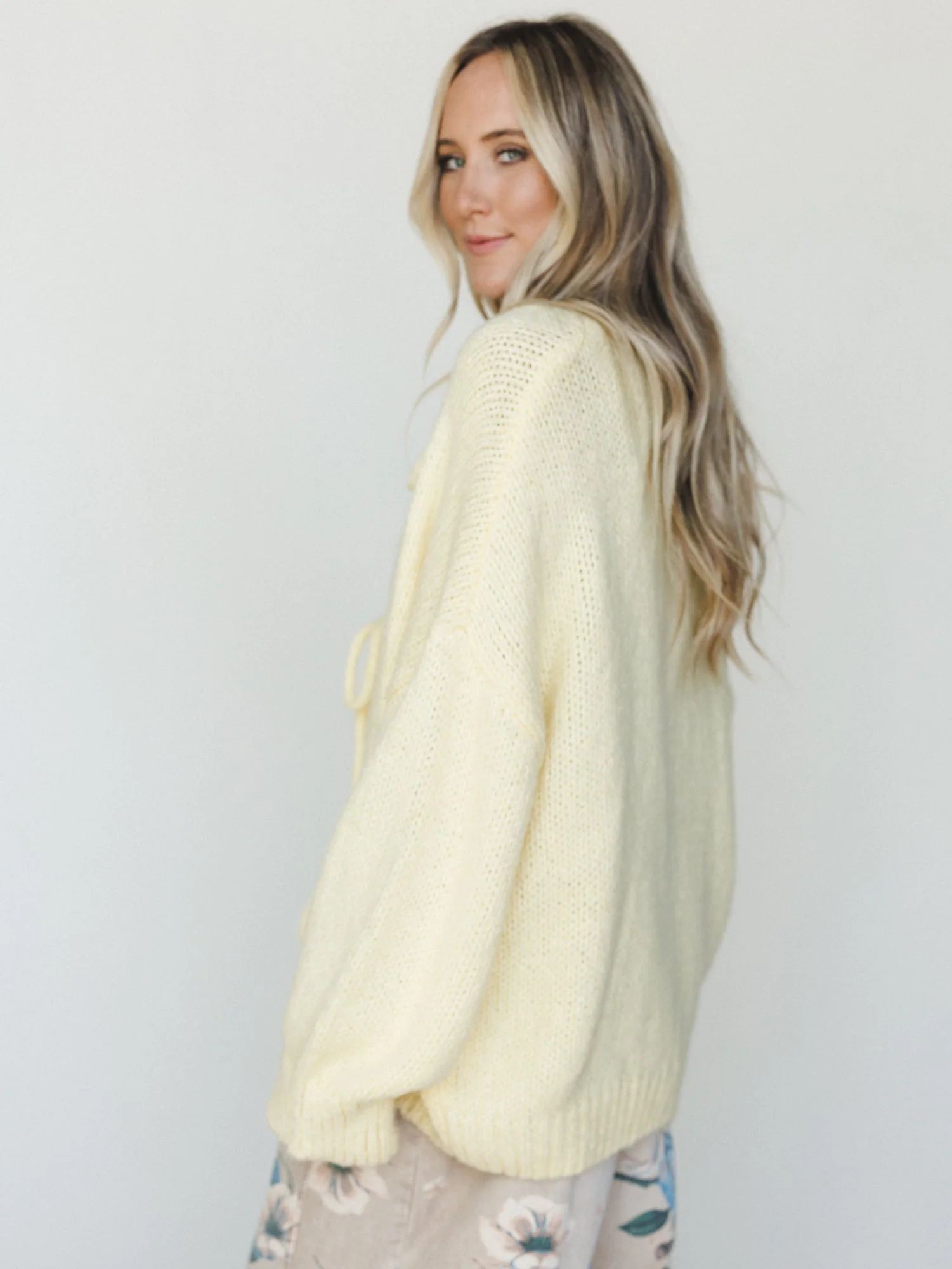 Ray Of Sunshine Sweater - Yellow - Image 4