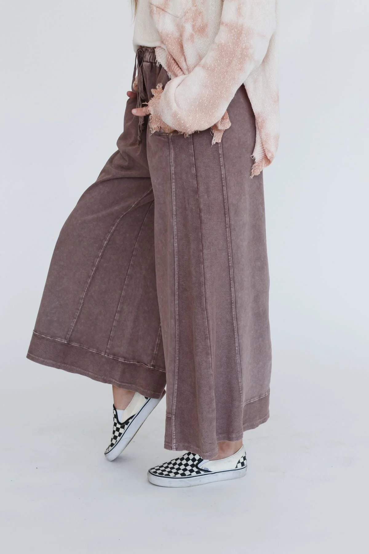 Relaxed Vibes Wide Leg Pants - Mauve - Image 4