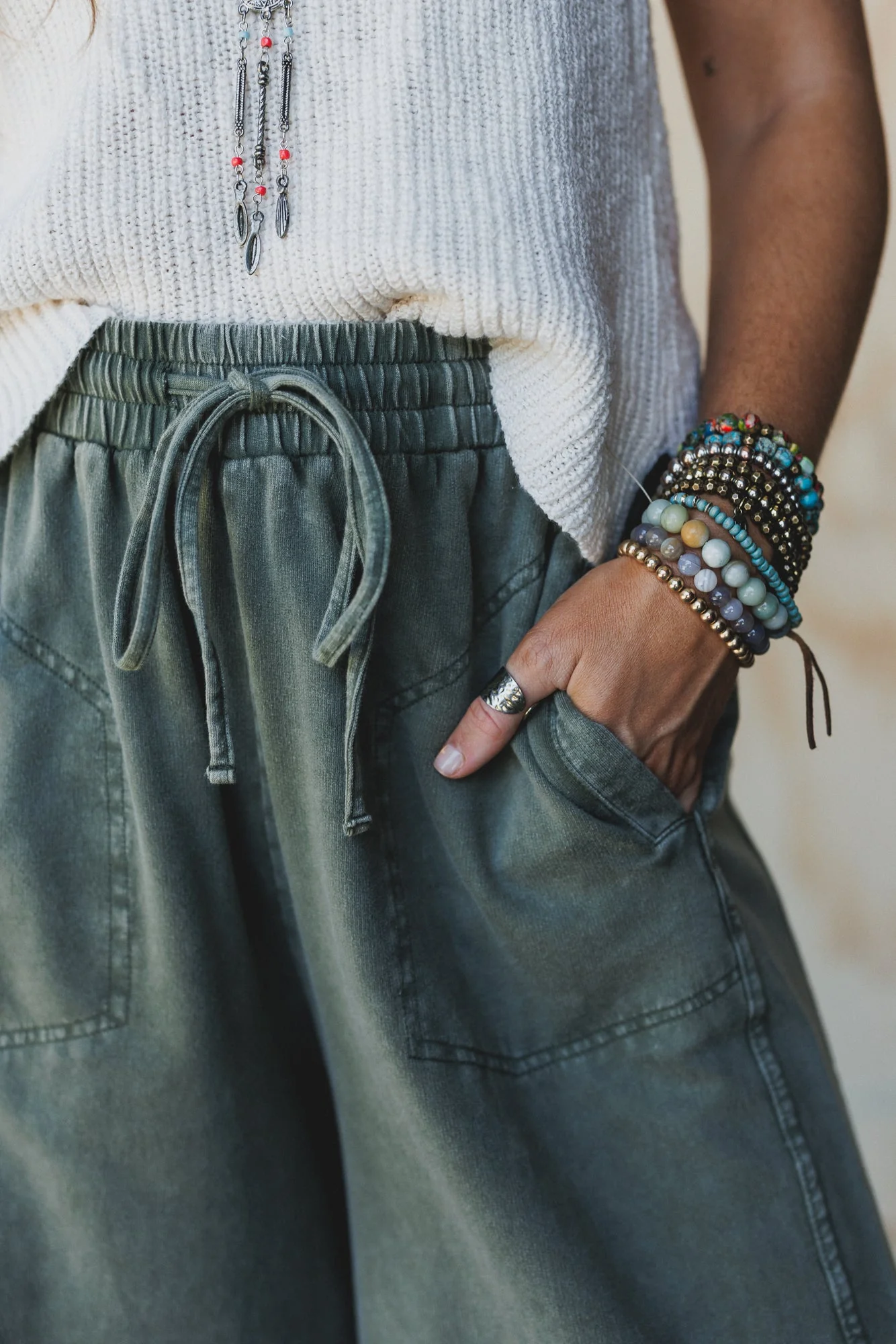 Relaxing Robin Front Pocket Wide Leg Pants - Olive - Image 2