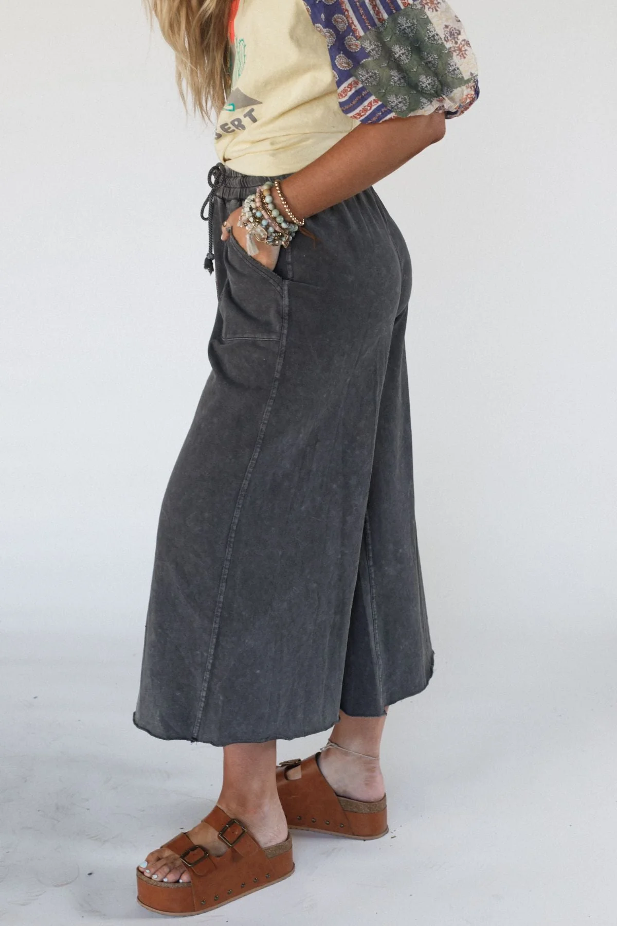 Relaxing Robin Wide Leg Pant - Black - Image 4
