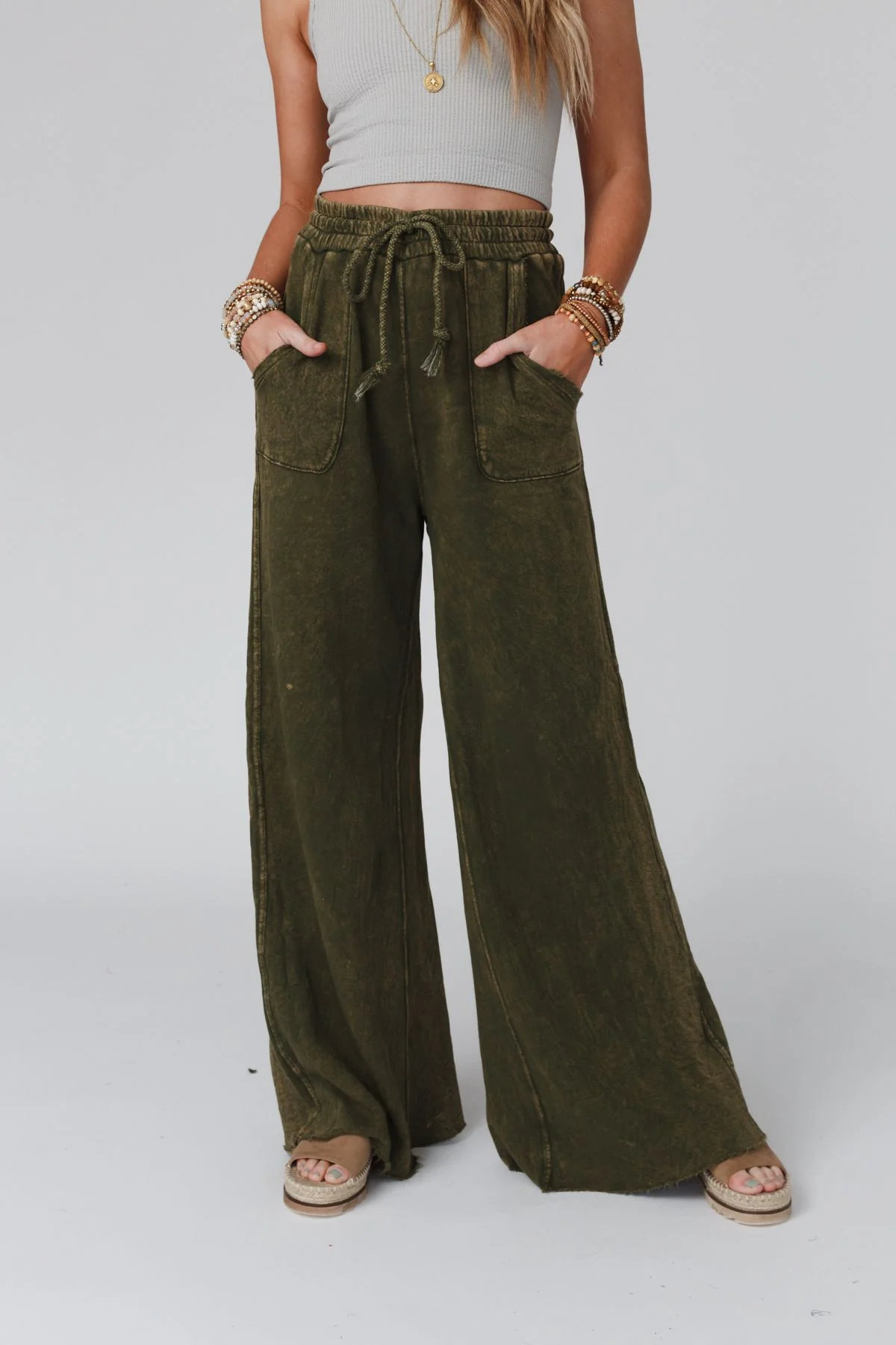 Relaxing Robin Wide Leg Pant - New Olive - Image 3