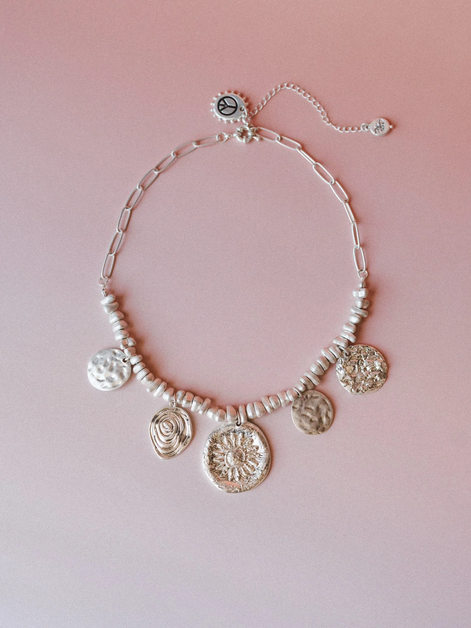 Soft Glow Necklace - Silver - Image 3