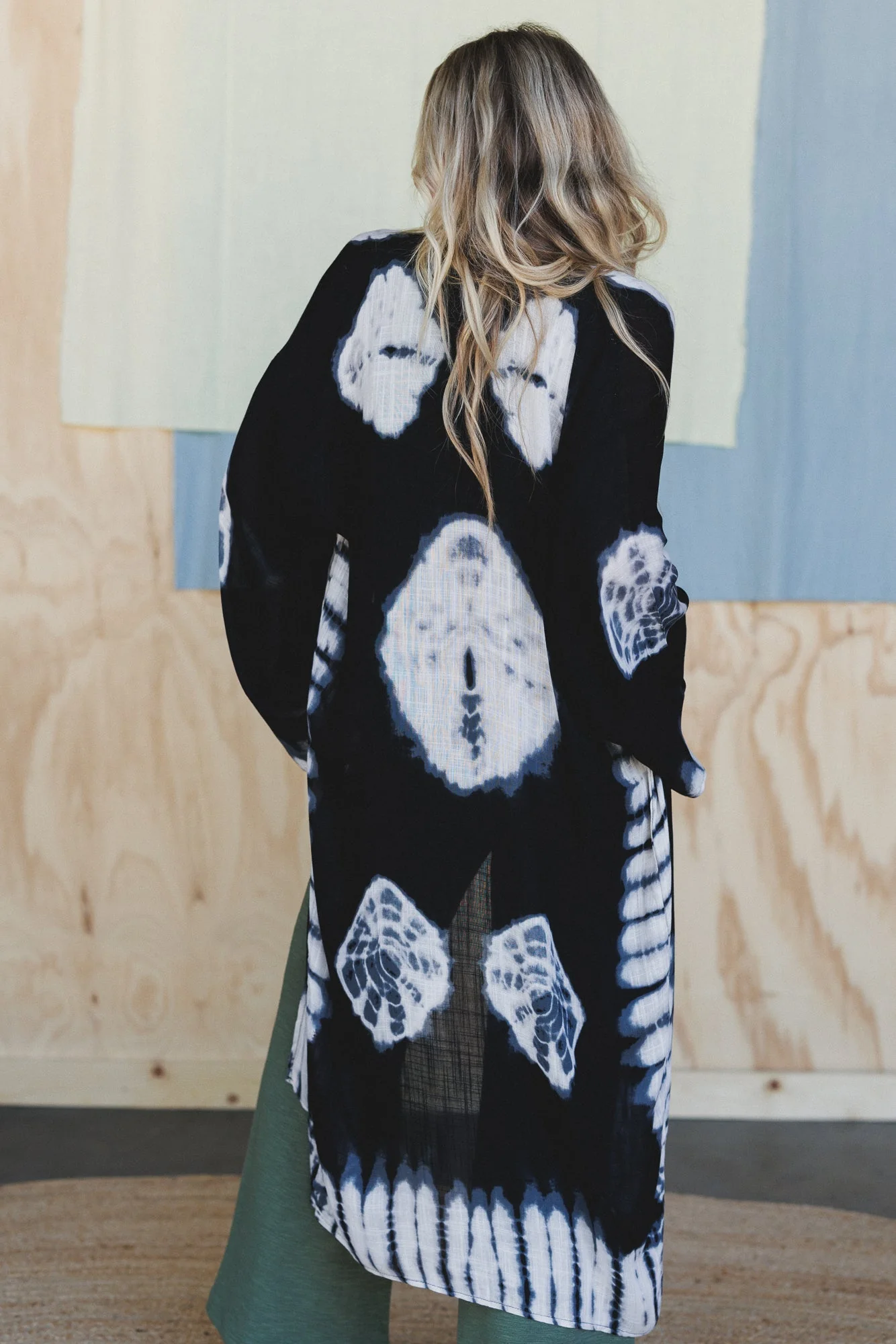 Spellbound Tie Dye Kimono - Black - Image 4