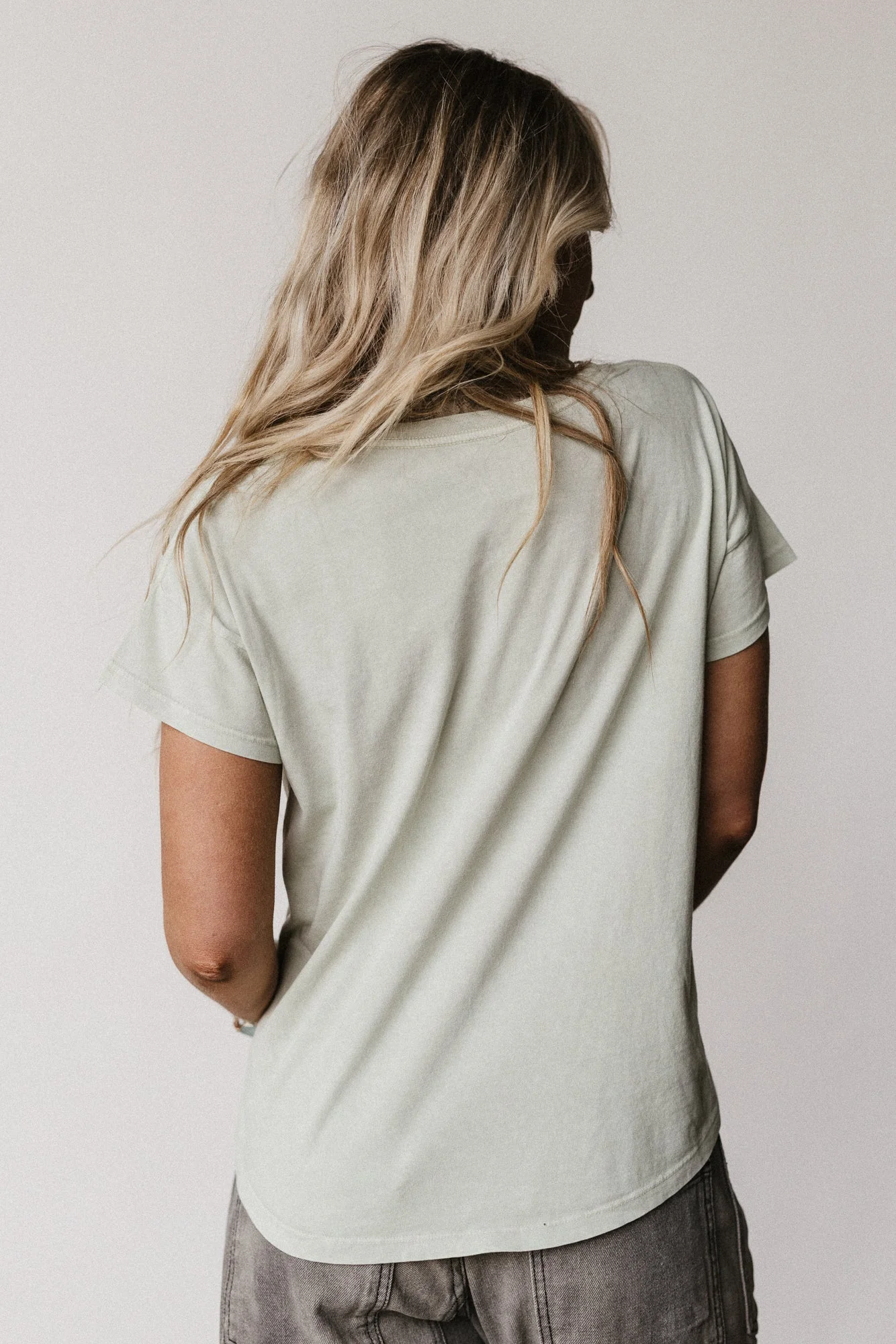 Starry Tiger Graphic Tee - Sage - Image 5