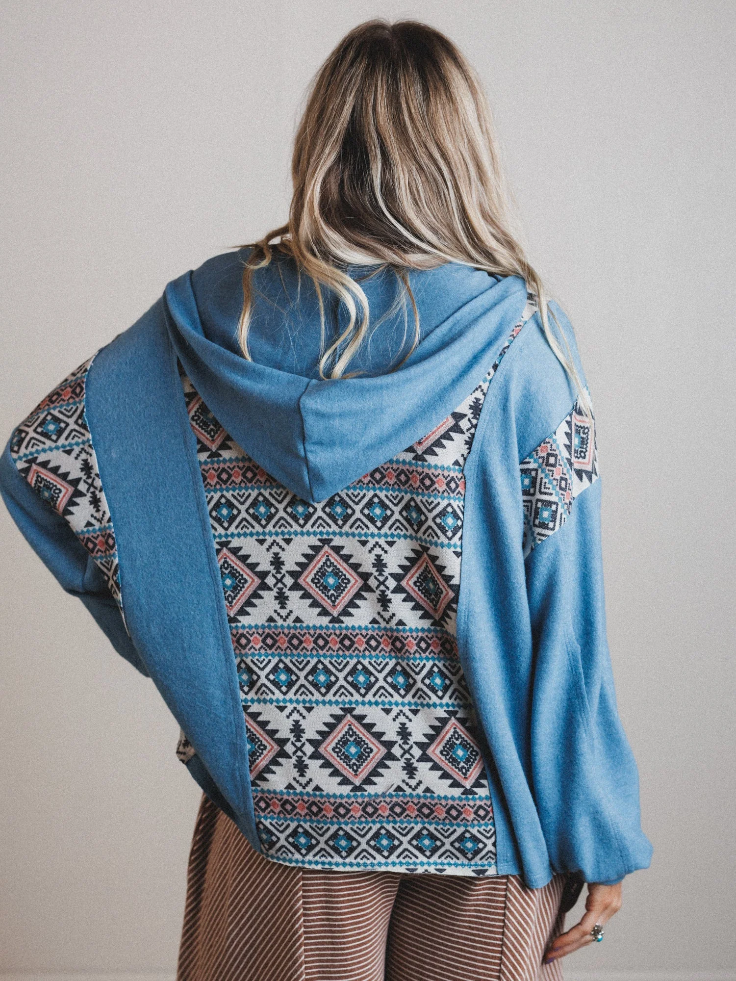 The Nest Beach Nights Pullover Hoodie Top - Teal - Image 2