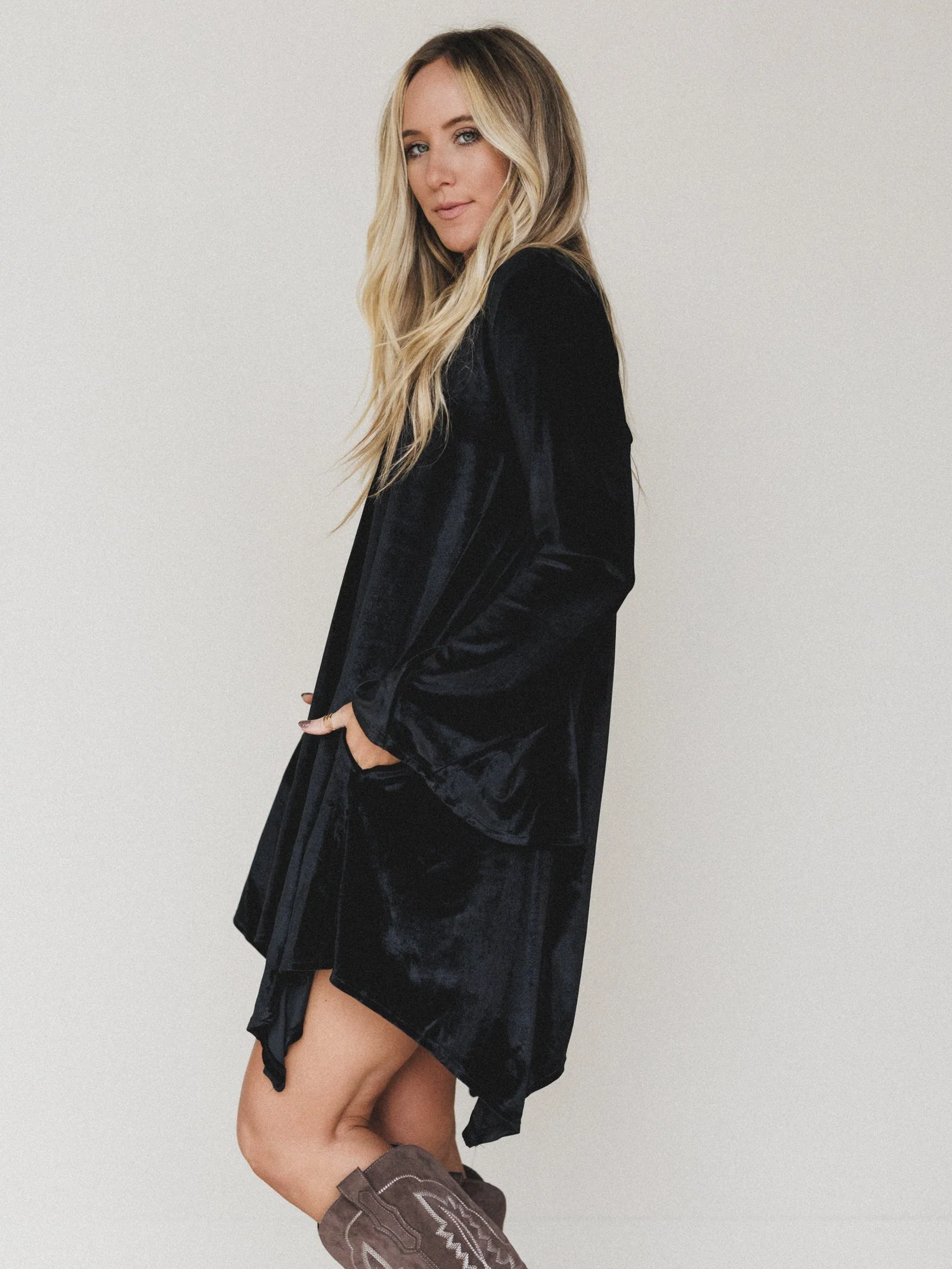The Nest Golden Hour Bell Sleeve Velvet Dress - Black - Image 2