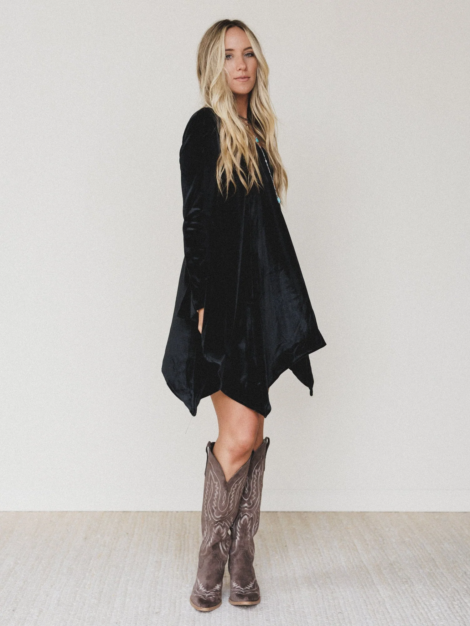 The Nest Golden Hour Bell Sleeve Velvet Dress - Black - Image 4