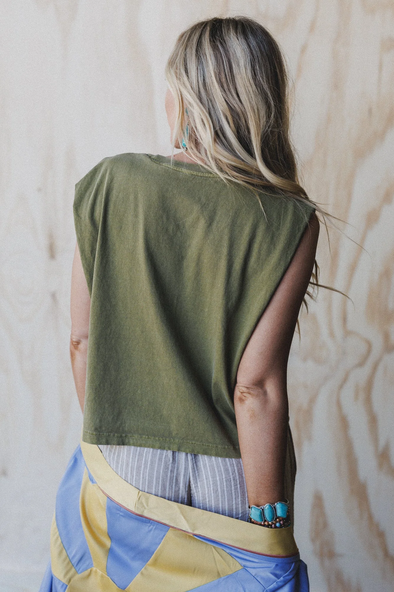 The Nest Groovy Moms Club Graphic Top - Faded Army - Image 4
