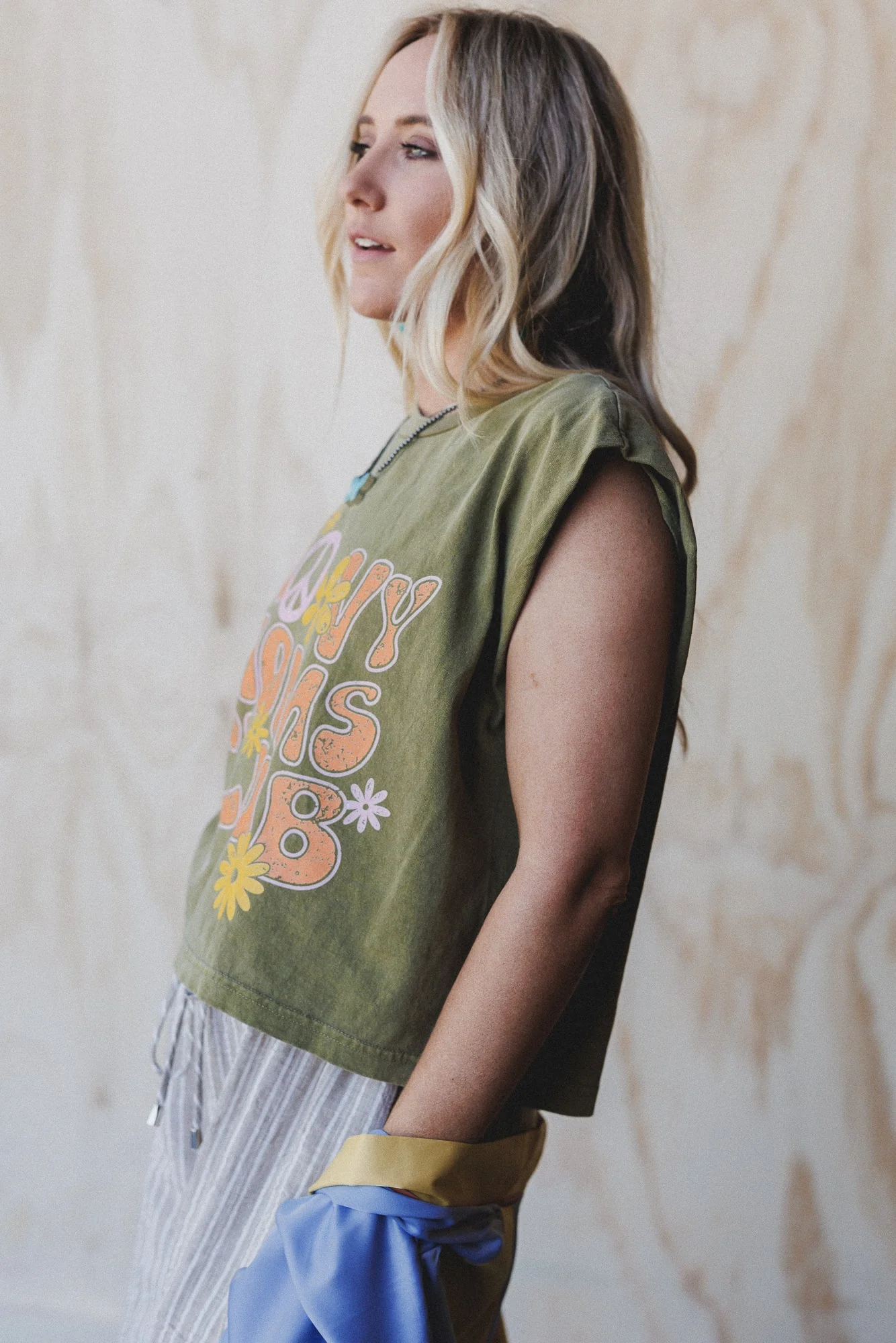 The Nest Groovy Moms Club Graphic Top - Faded Army - Image 5