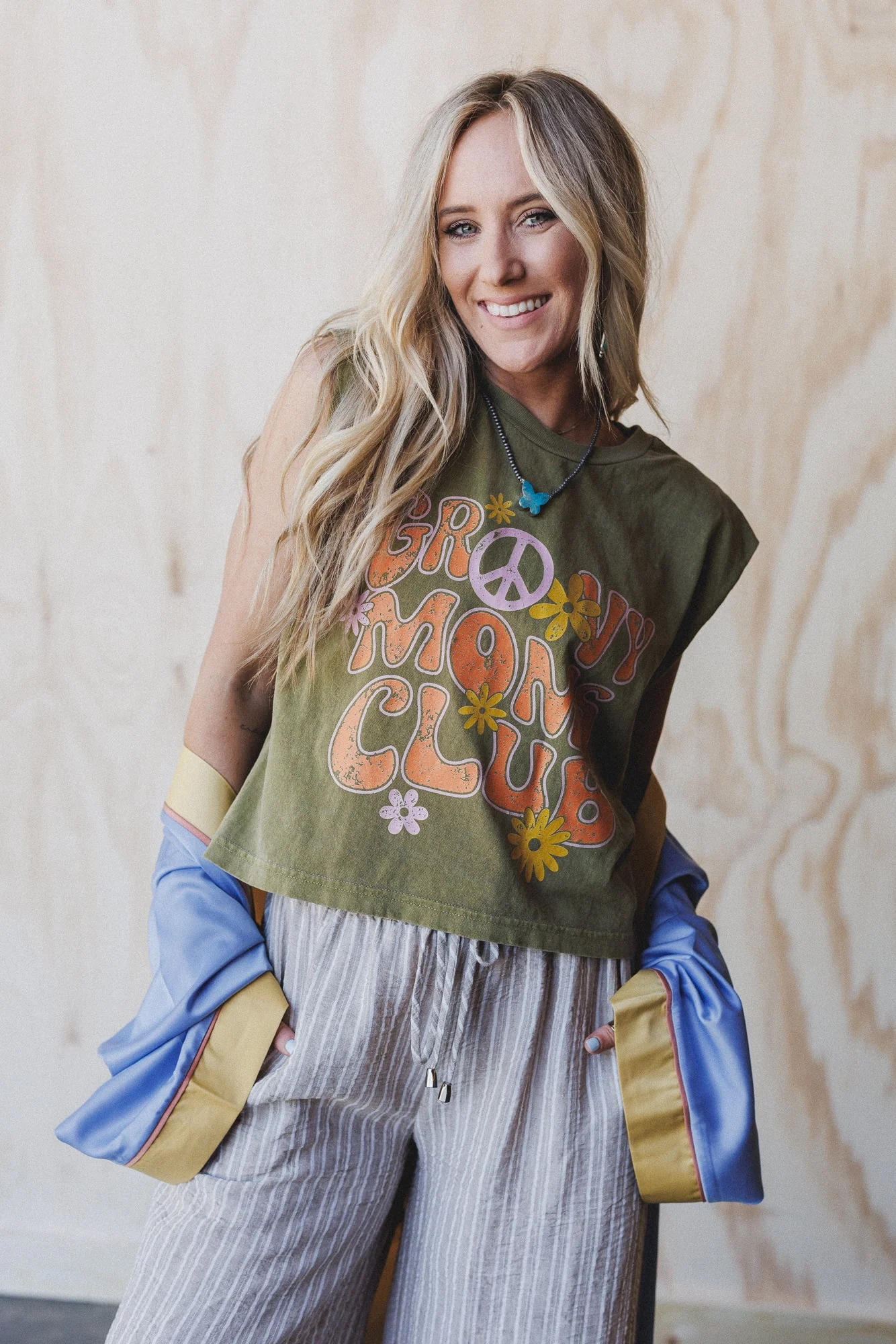 The Nest Groovy Moms Club Graphic Top - Faded Army - Image 2