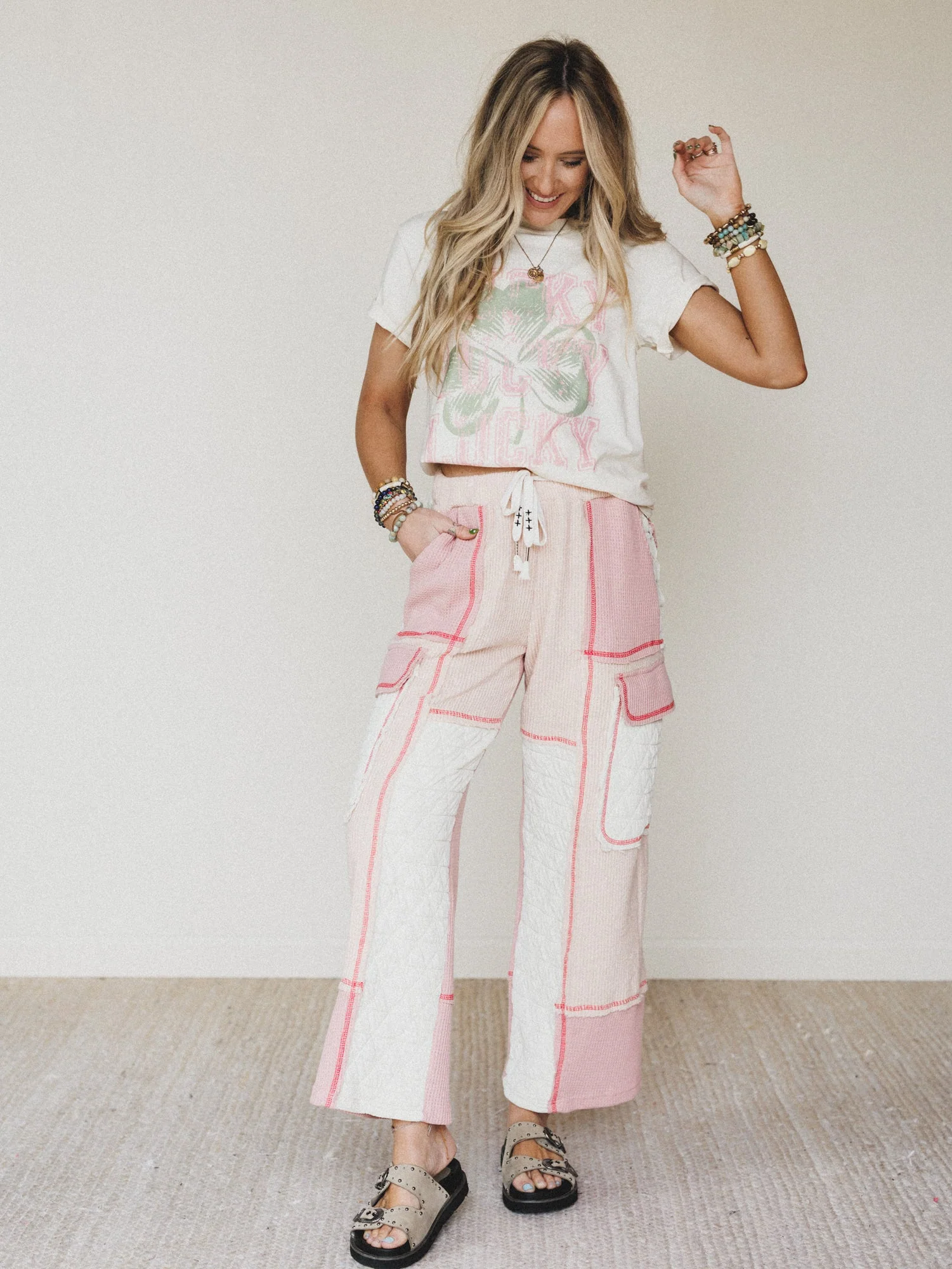 The Nest Happy Go Lucky Graphic Tee - Ivory - Image 6