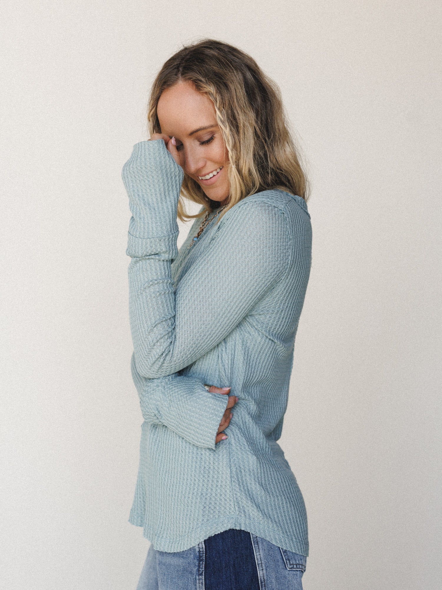 The Nest Jacqueline Waffle Long Sleeve Top - Dusty Blue - Image 4