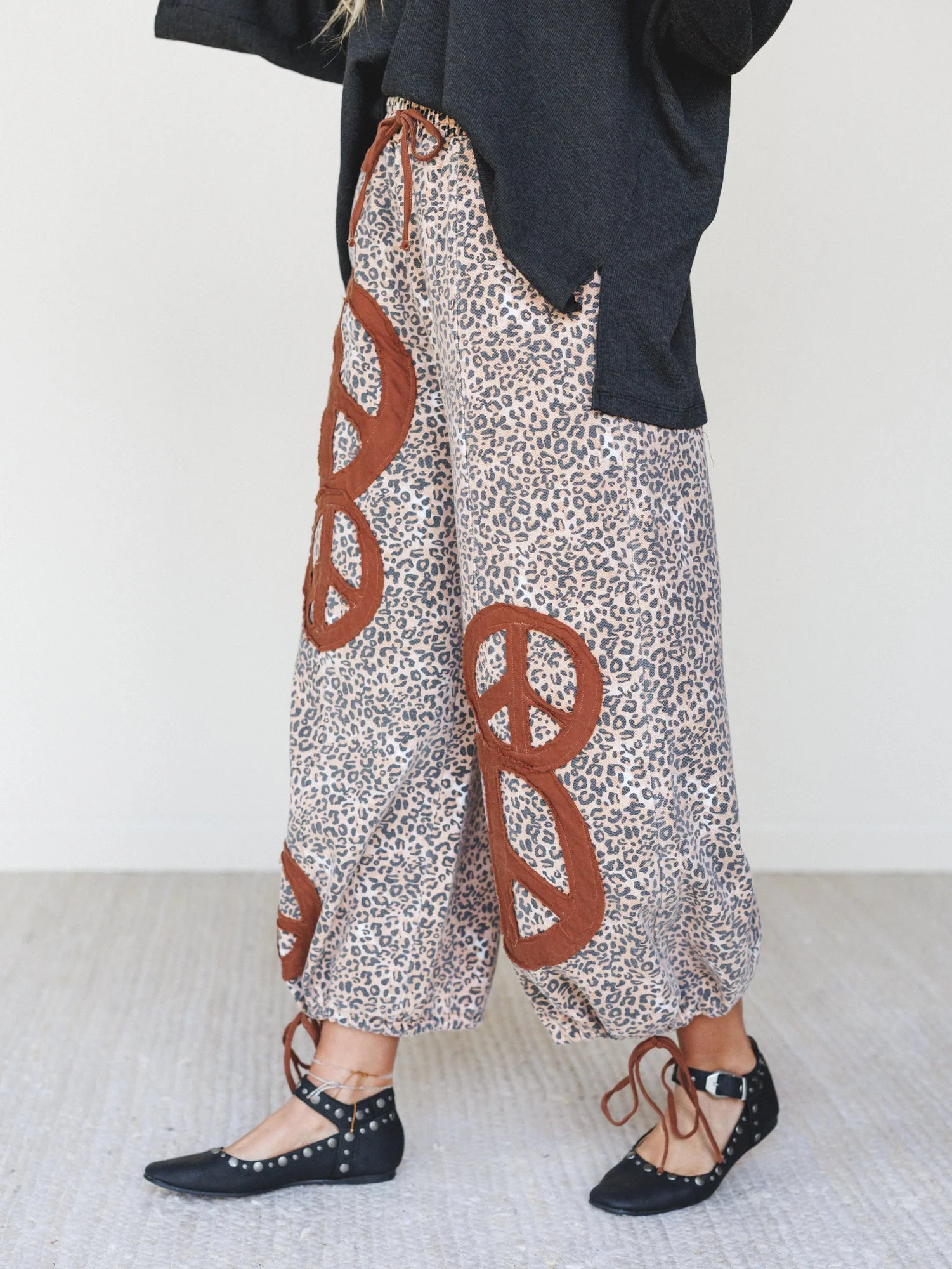The Nest Laurel Lee Patchwork Pants - Taupe Leopard - Image 3