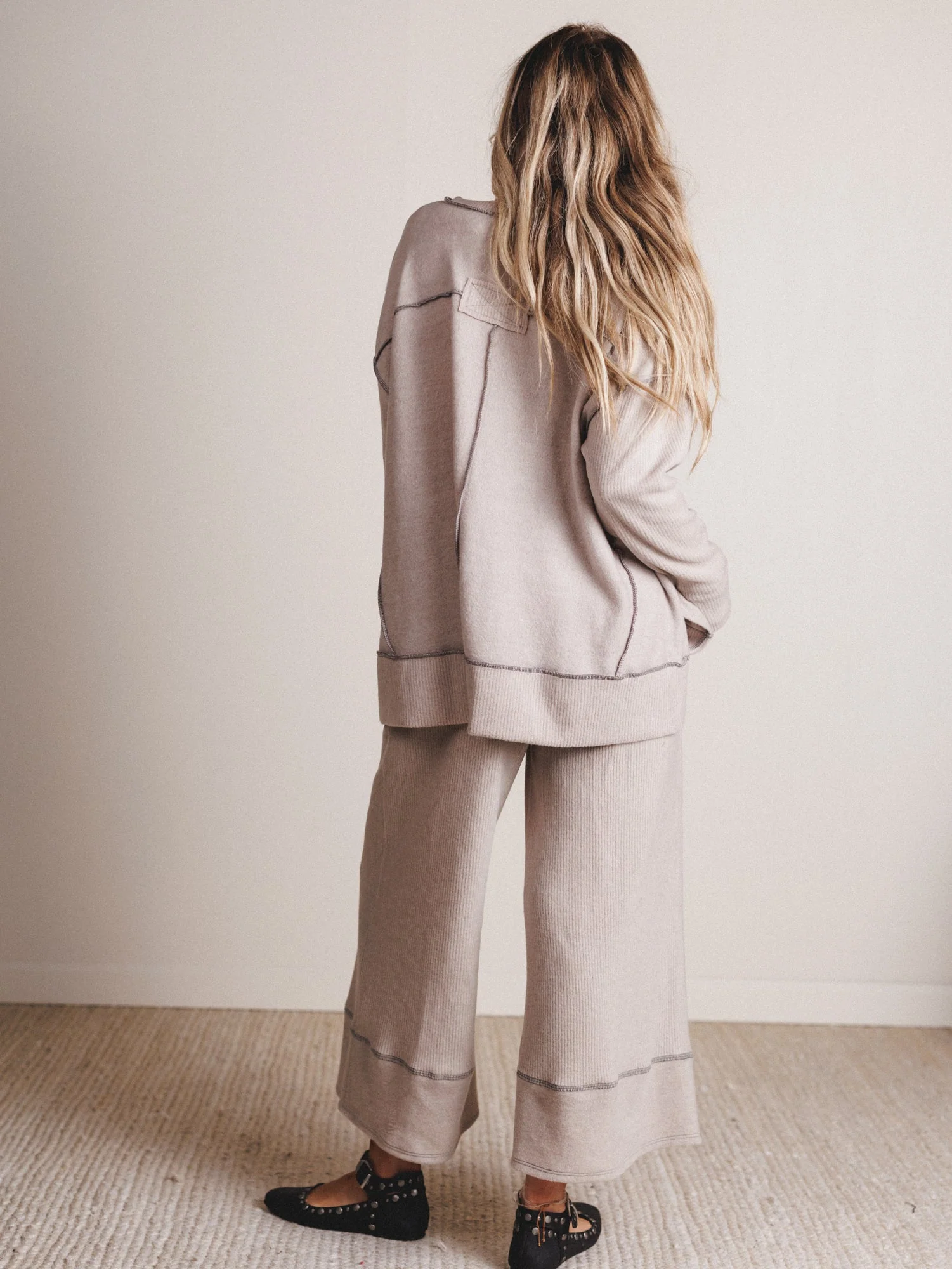 The Nest Mckayla Cozy Set - Taupe - Image 5