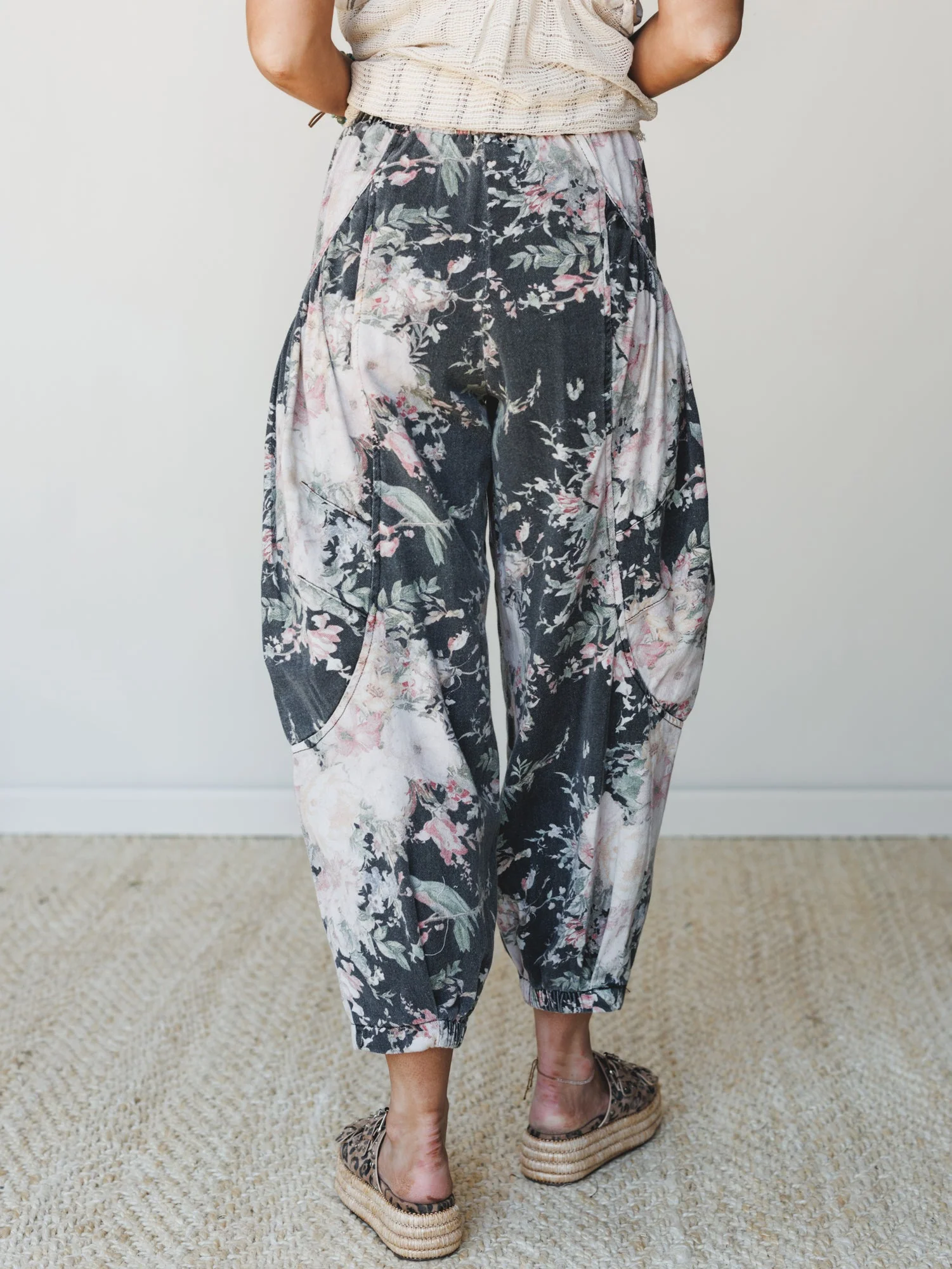 The Nest Nora Gathered Barrel Denim Pant - Black - Image 6