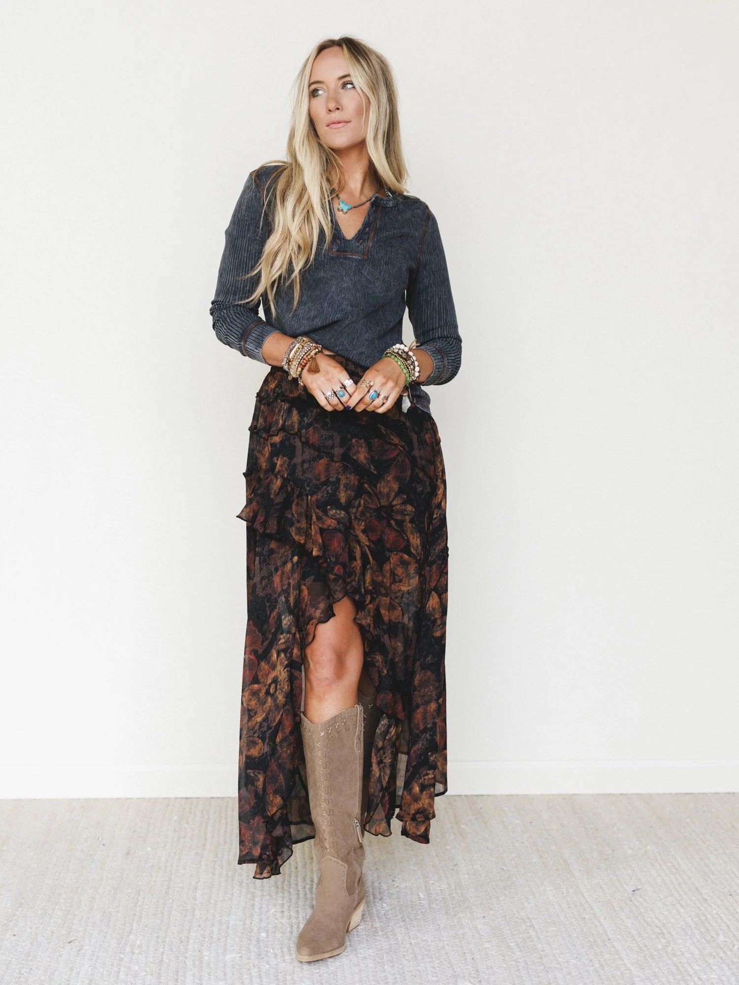 The Nest Off Duty Top - Charcoal - Image 5