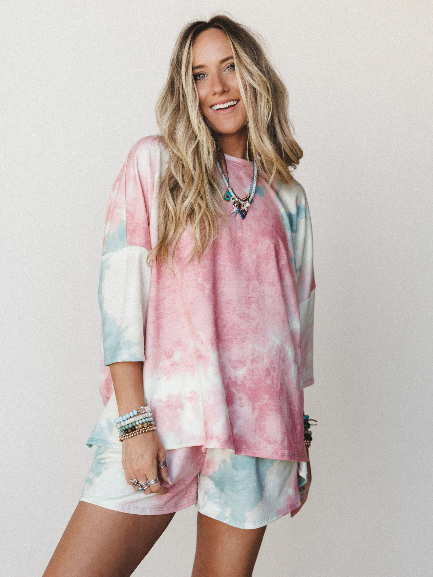 The Nest On The Daily Oversized Slit Top - Tie Dye - Image 3