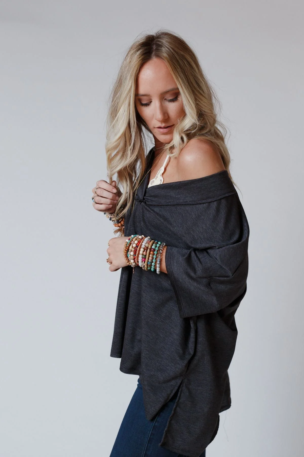 The Nest On The Go V Neck Essential Tee - Charcoal - Image 2