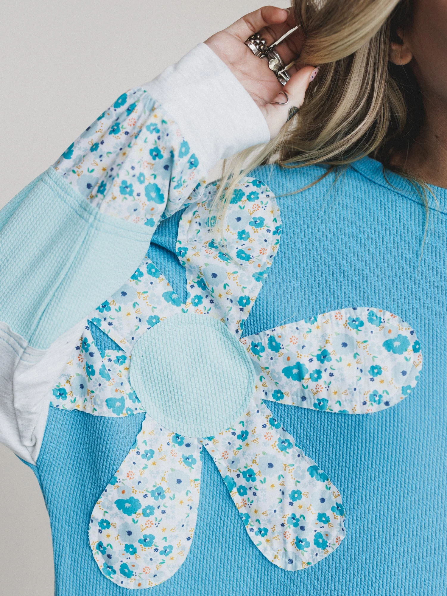 The Nest Pushing Daisies Pullover - Mint Aqua - Image 3